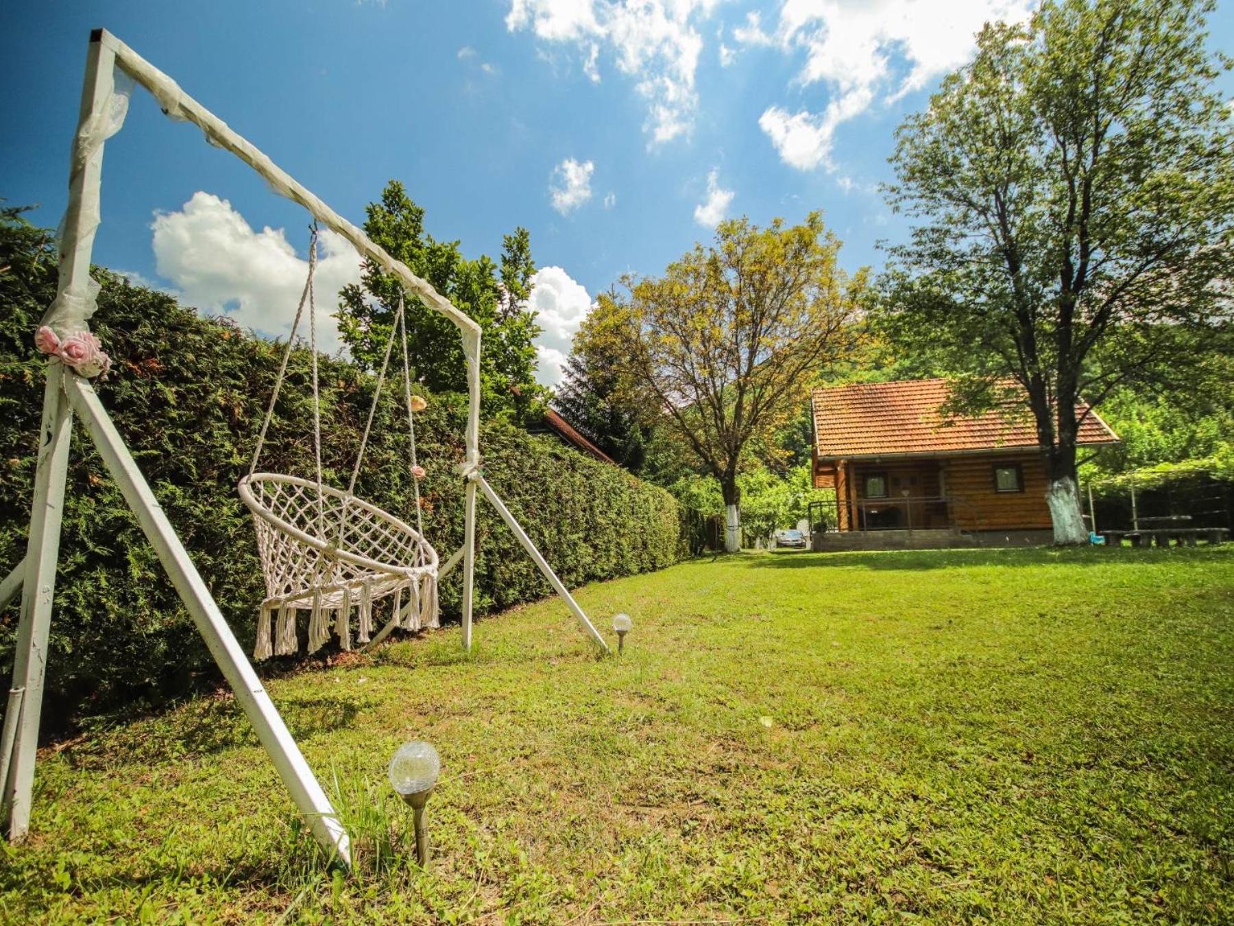 Home Eden Dobrenica