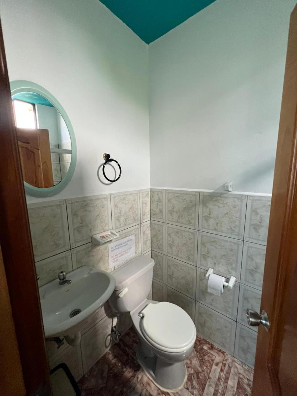 Hostal Brisas Del Mar