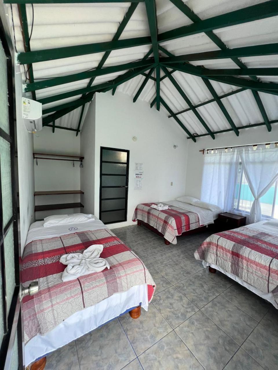 Hostal Brisas Del Mar