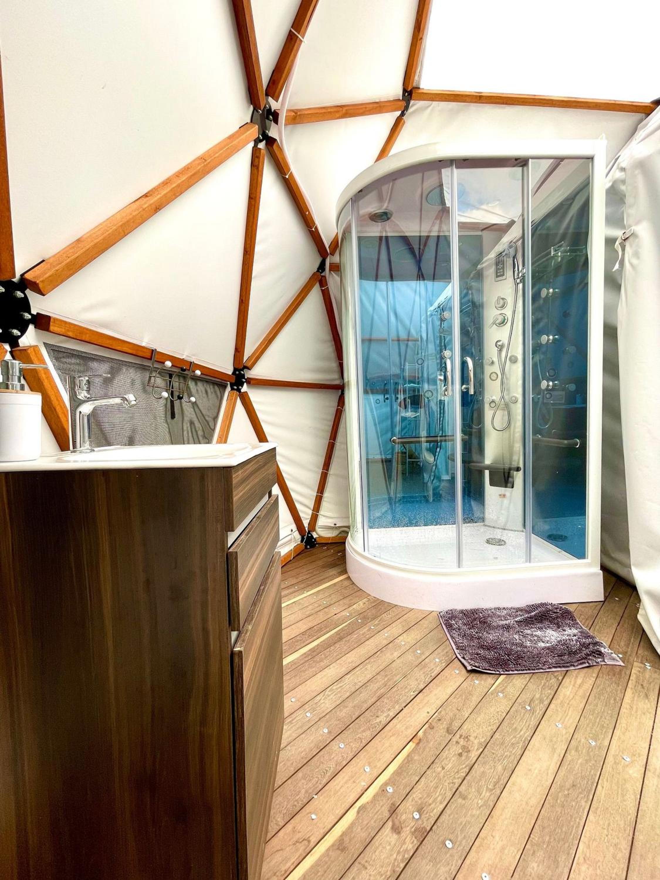 Lujoso Glamping MarQua Spa Guatavita Wifi Cocina