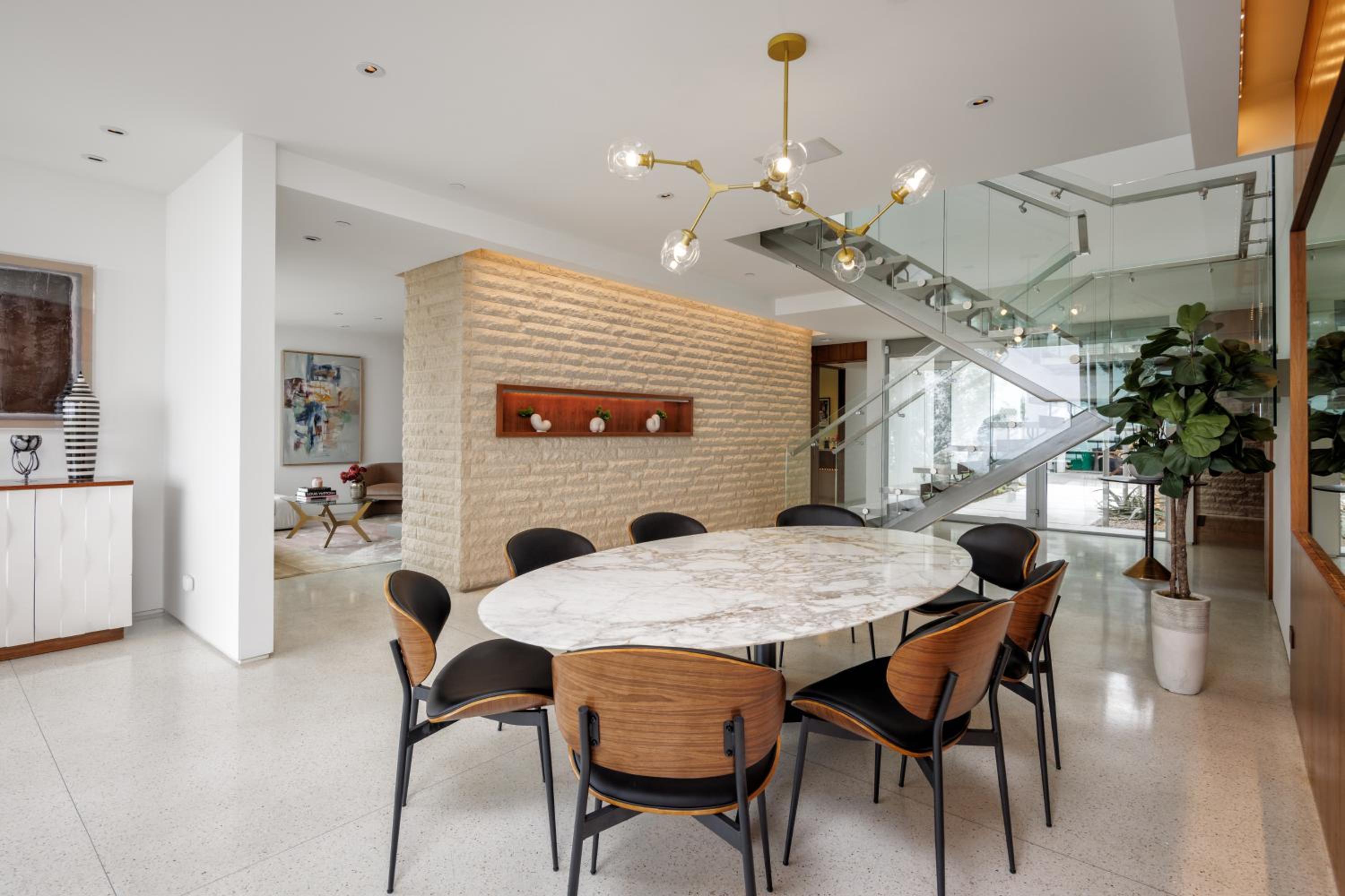 Modern vue