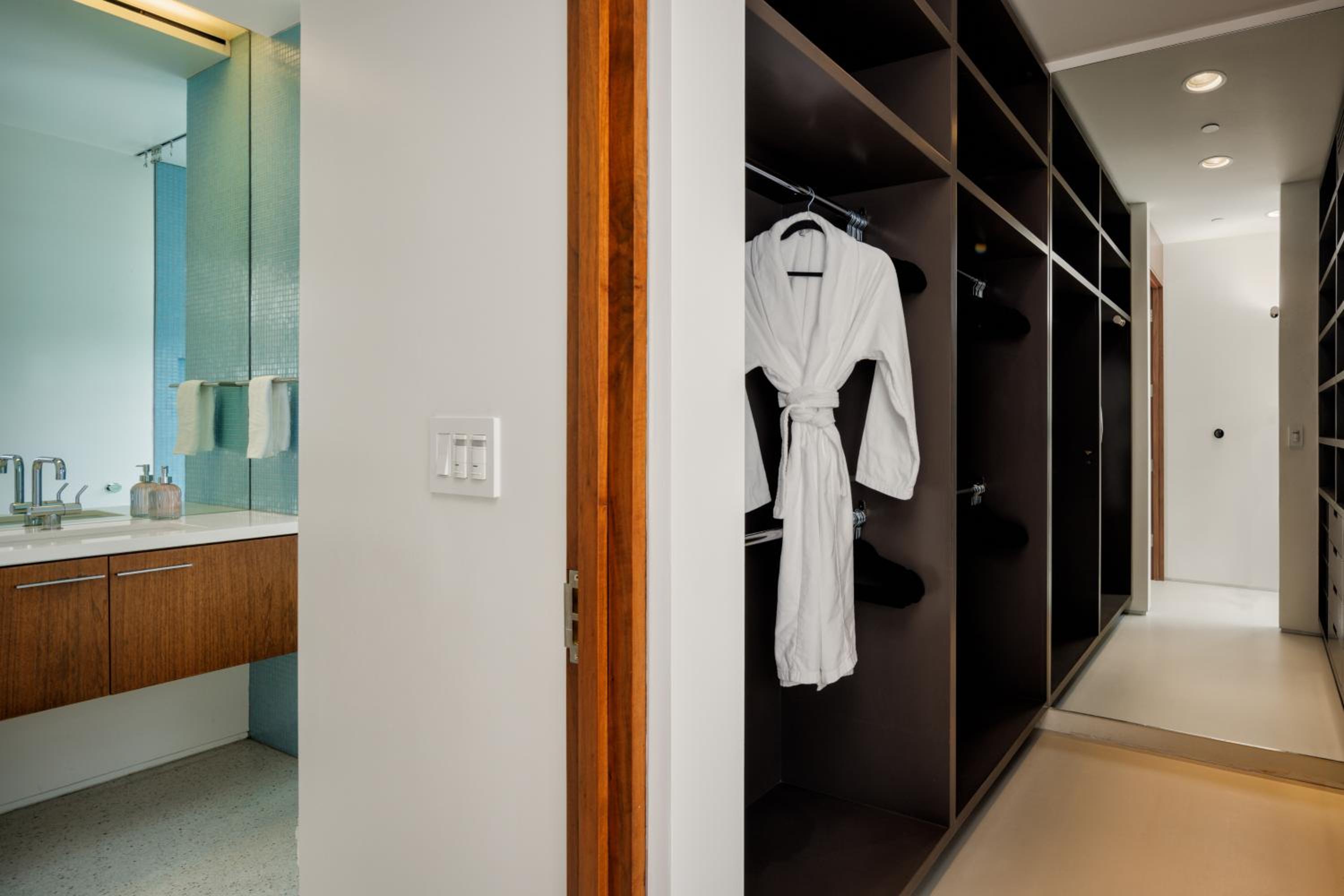 Modern vue