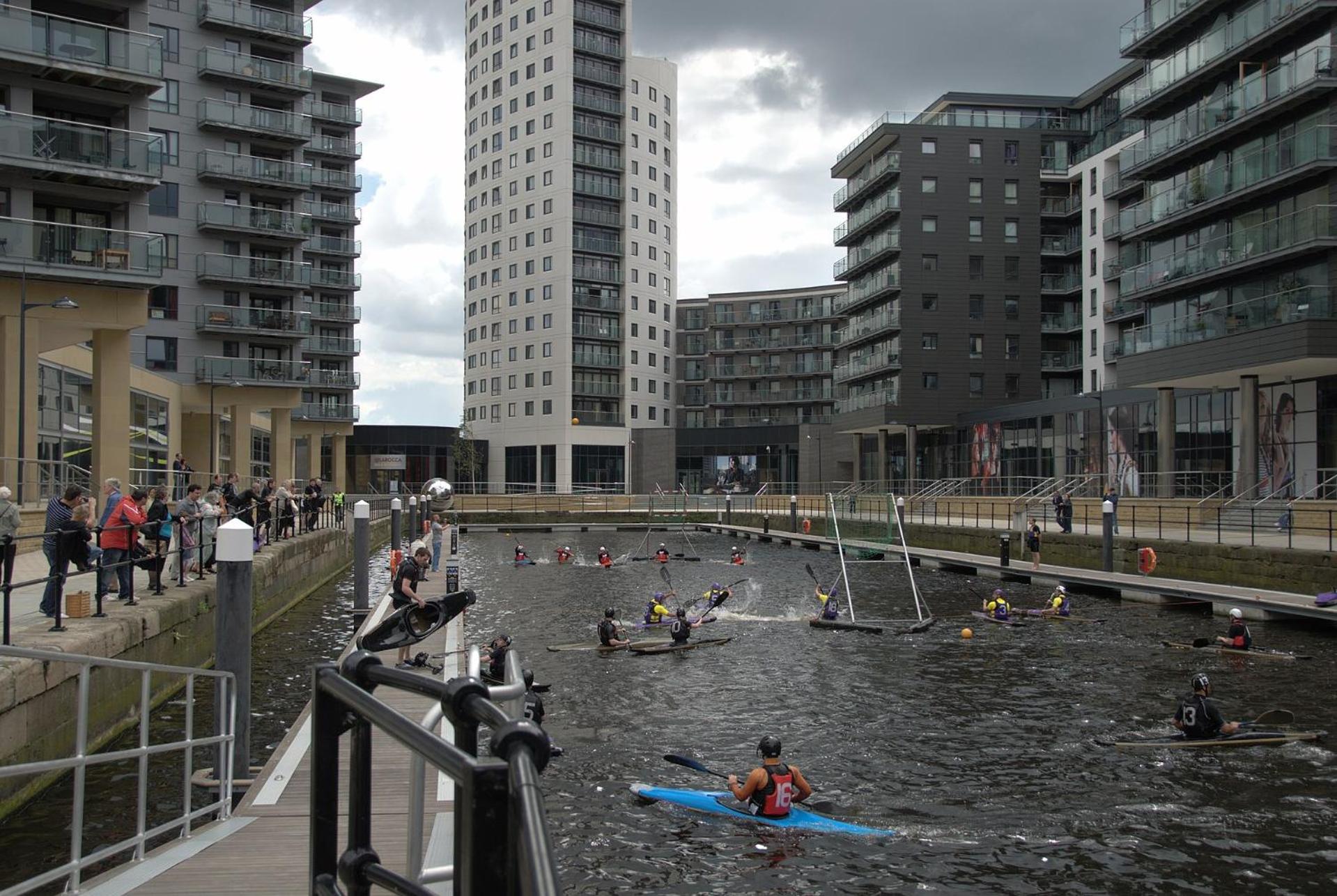 Sugarhill Leeds docks