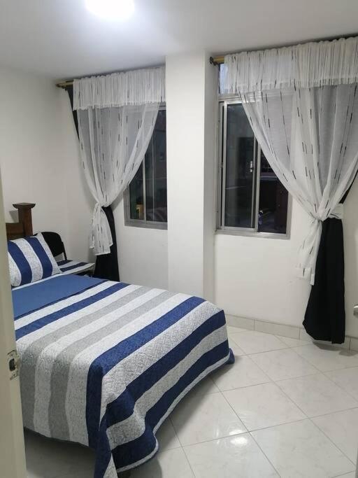 Apartamento cerca al estadio en Medellín 202-1