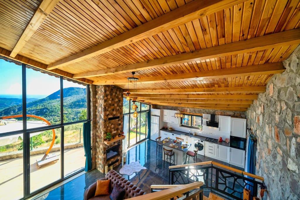 Villa Mariana view 3