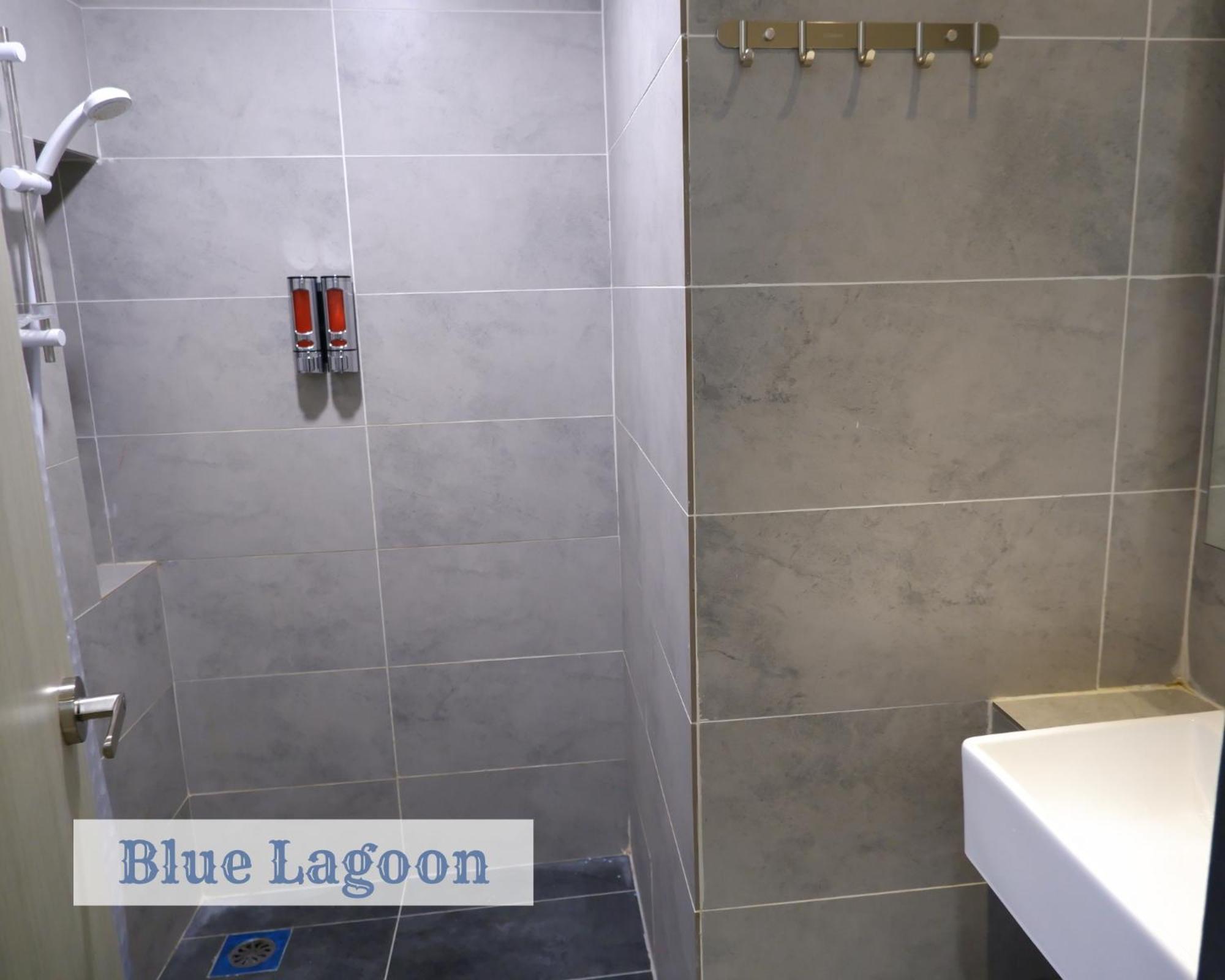 Roxy Sematan Townhouse - Blue Lagoon, photo 12