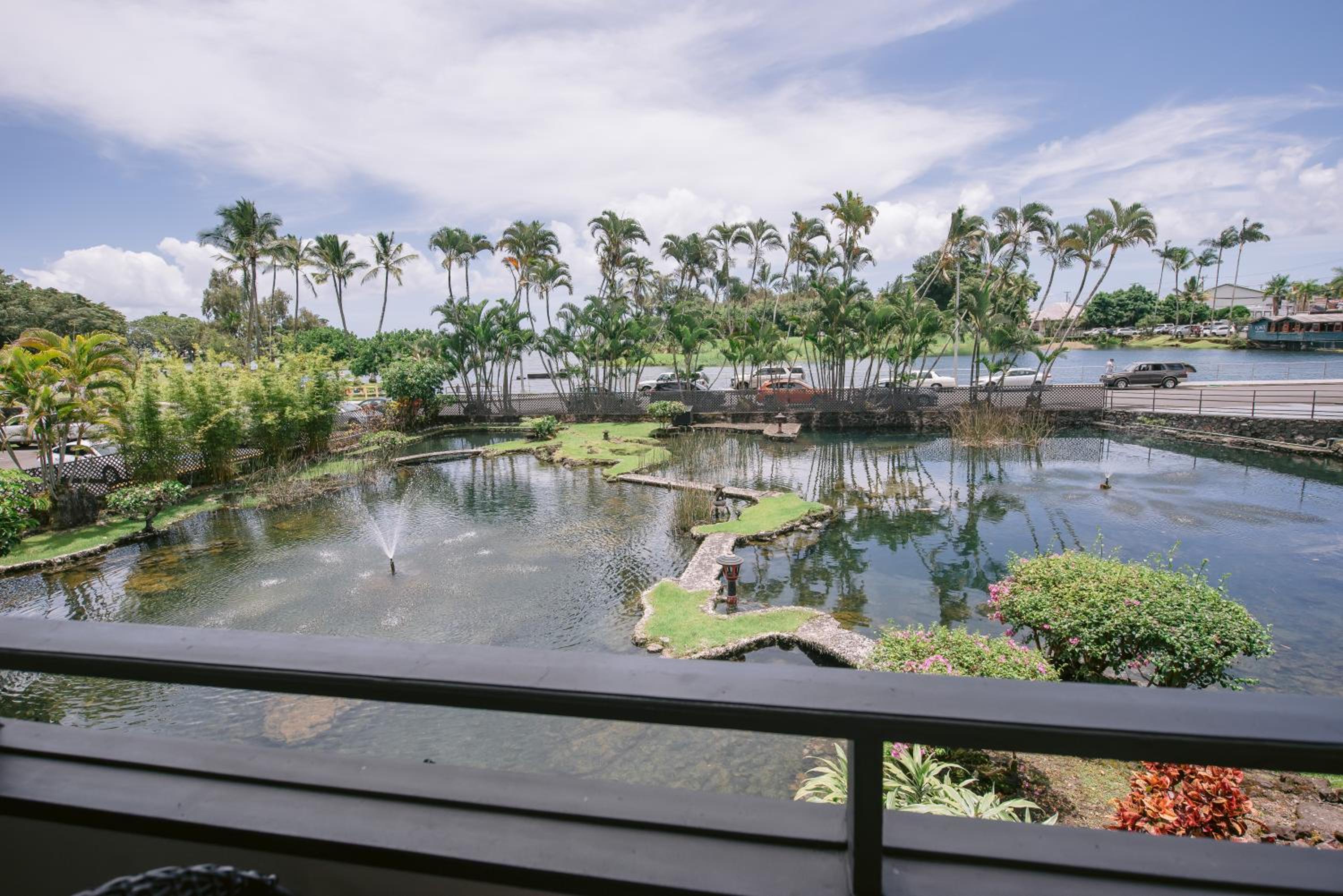 Big Island Vacations - SCP Hilo Hotel - Property Image 3