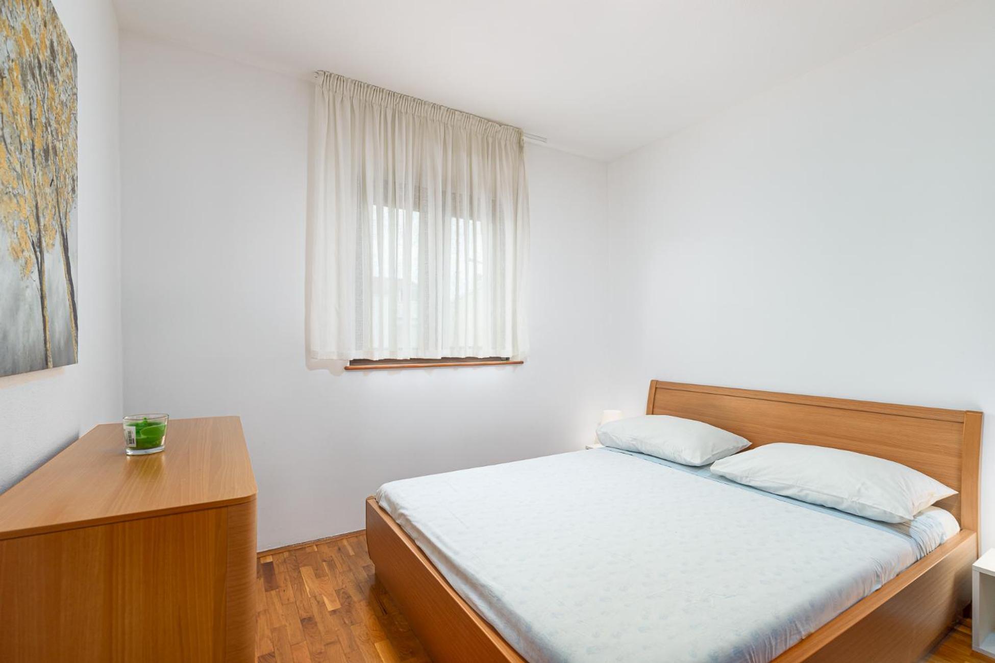 Sea View Apartment - Roberto - Property Image 12