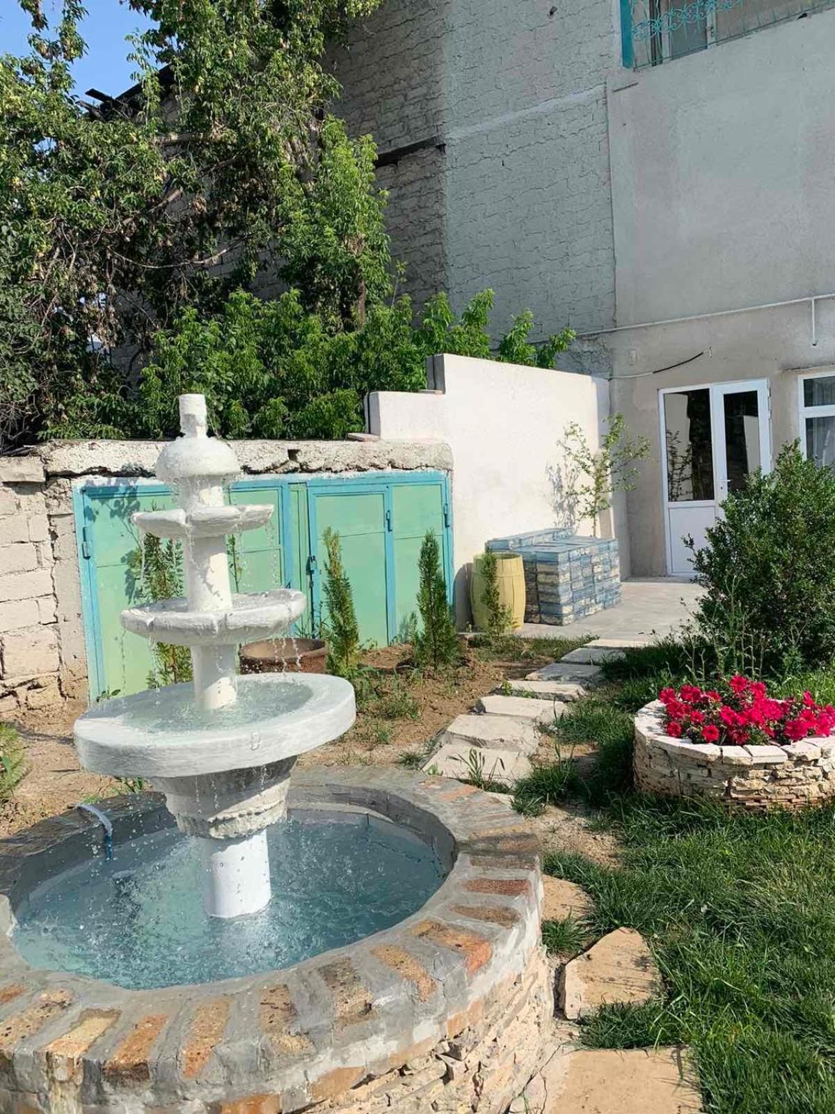 Santorini Hotel & Hostel