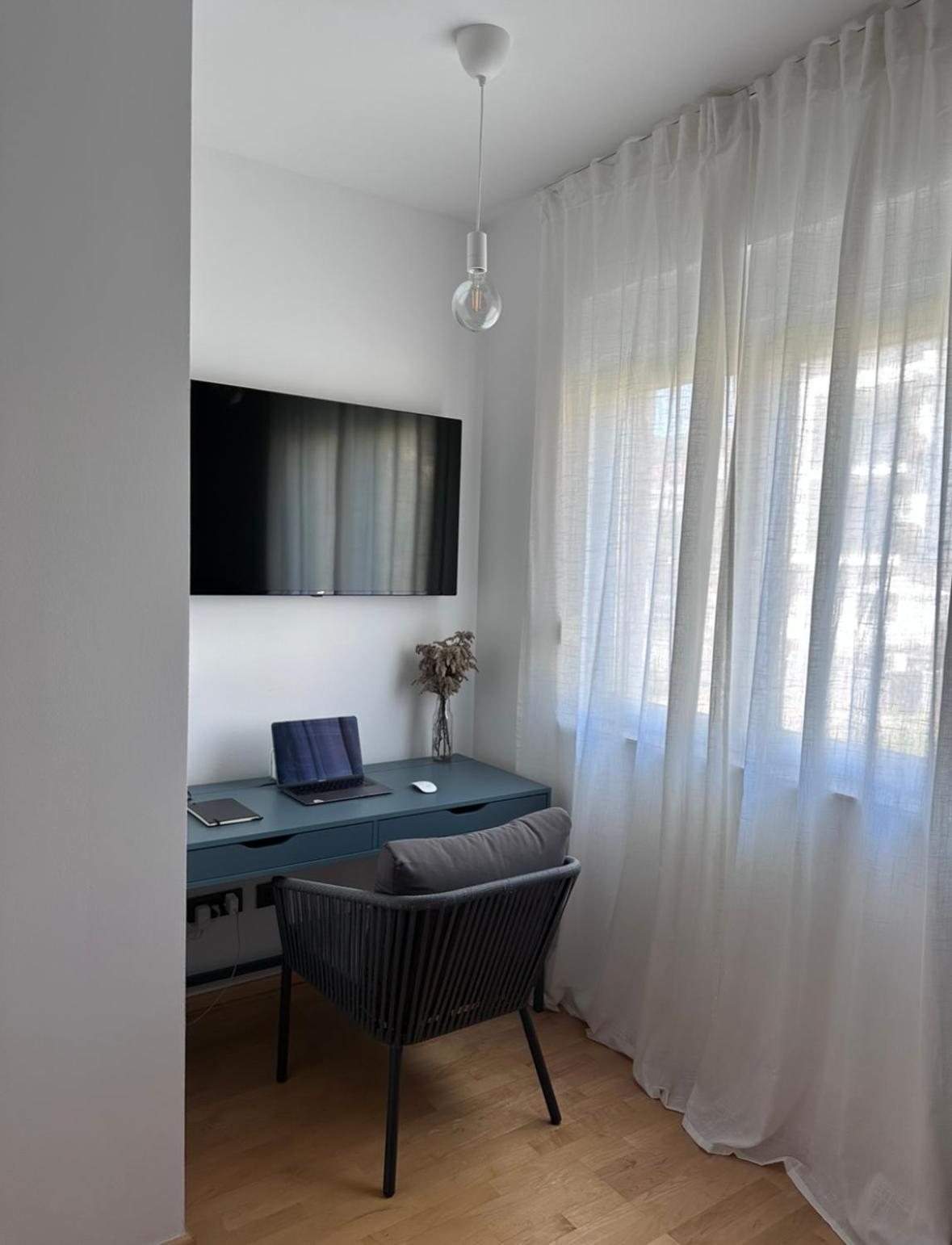 Clouds Apartments Čiovo - 20 meters from Copacabana beach view 4