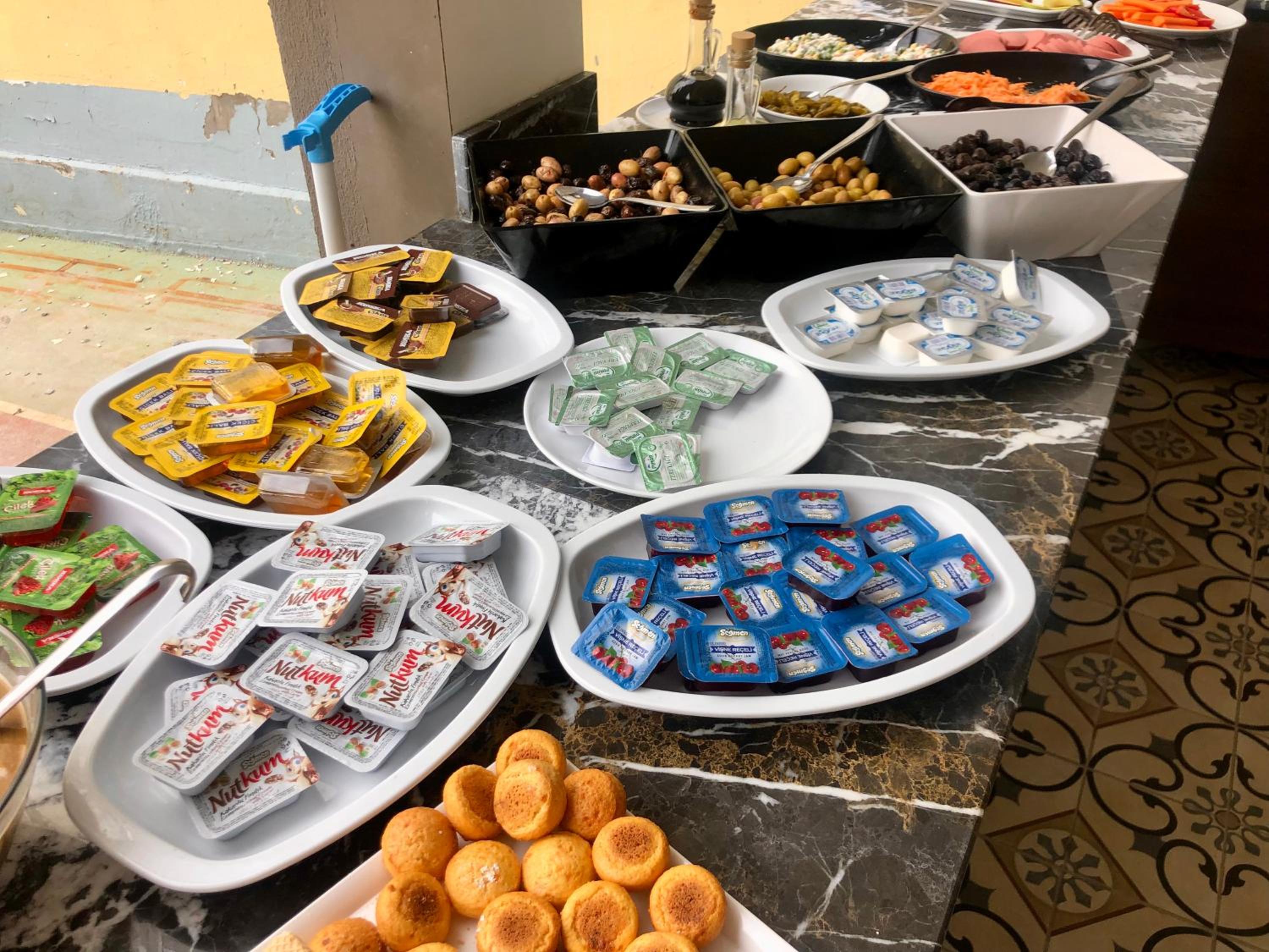 Wolf Of The City Otel - Image 47