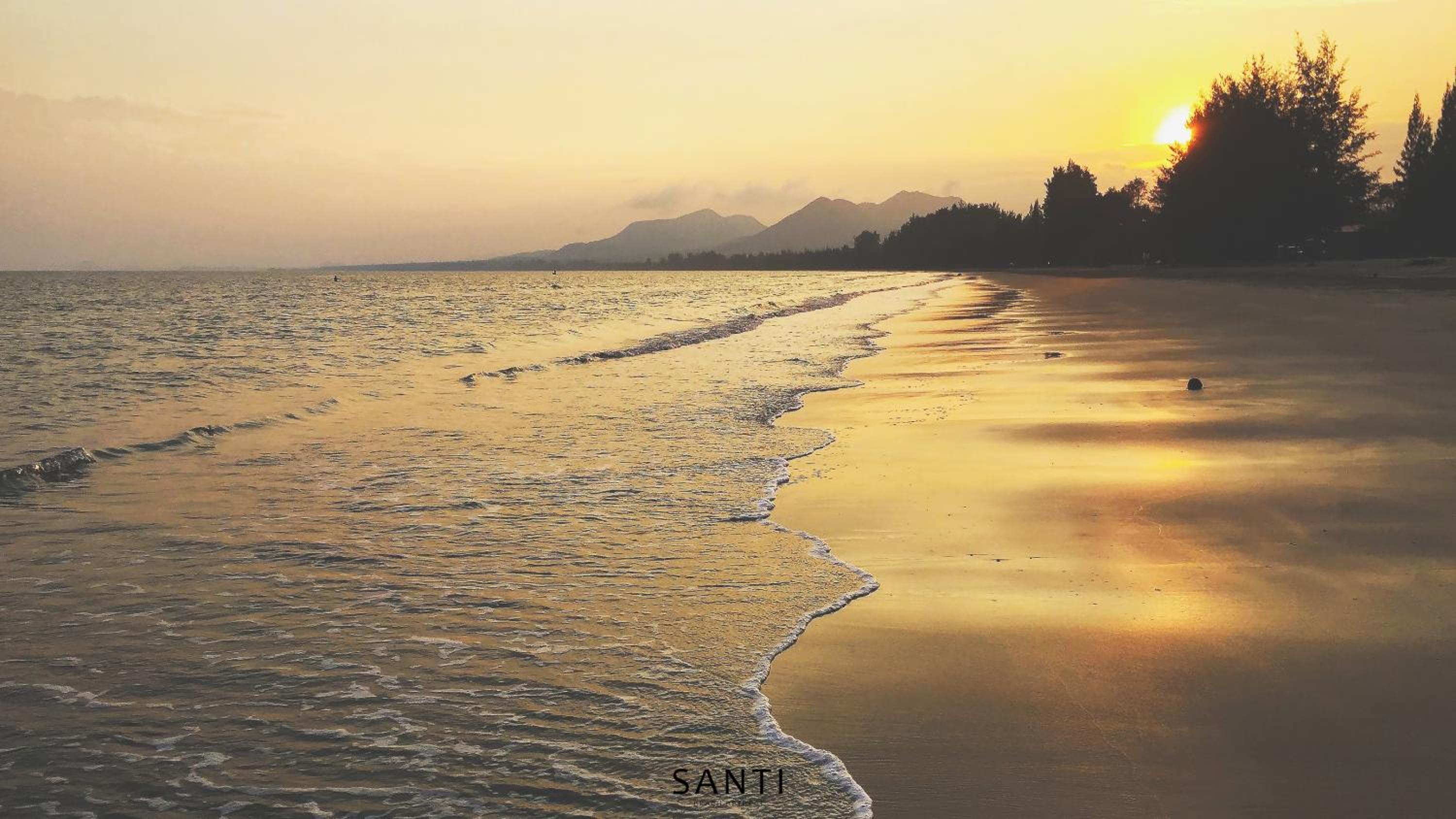 SANTI beach retreat