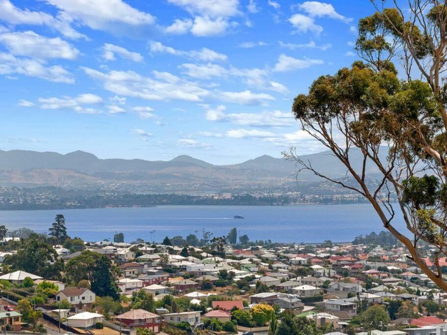 Spacious Home in West Moonah, Hobart