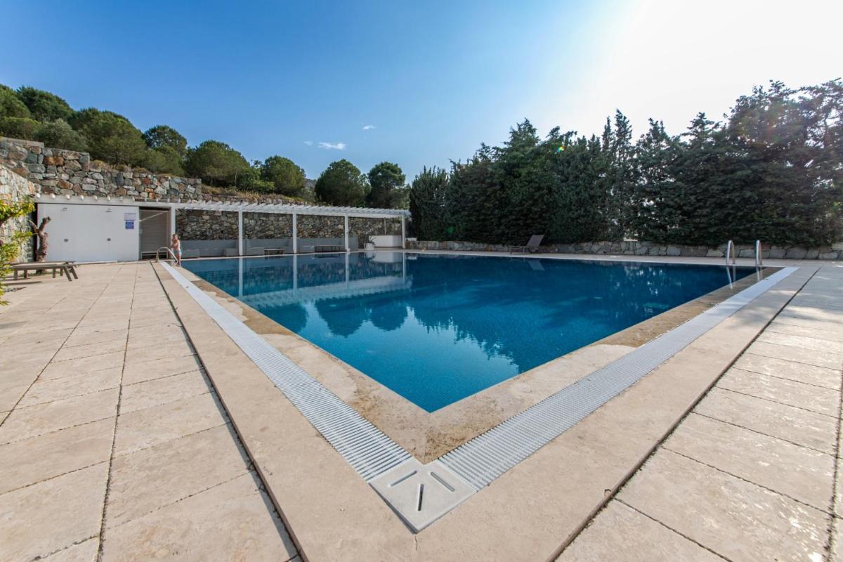 Huge Luxury Villa With Pool Near Beach in Bodrum view 3
