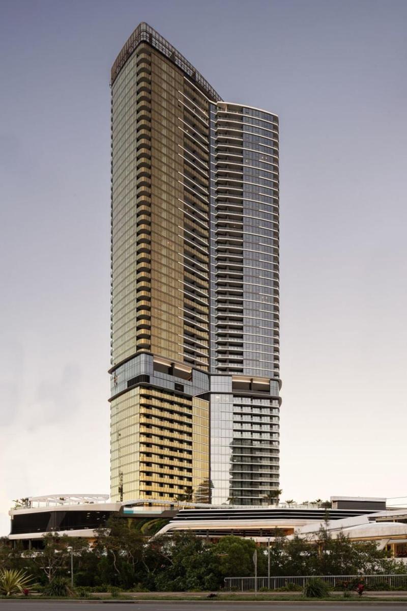 Luxury Casino Apartment in Broadbeach Island
