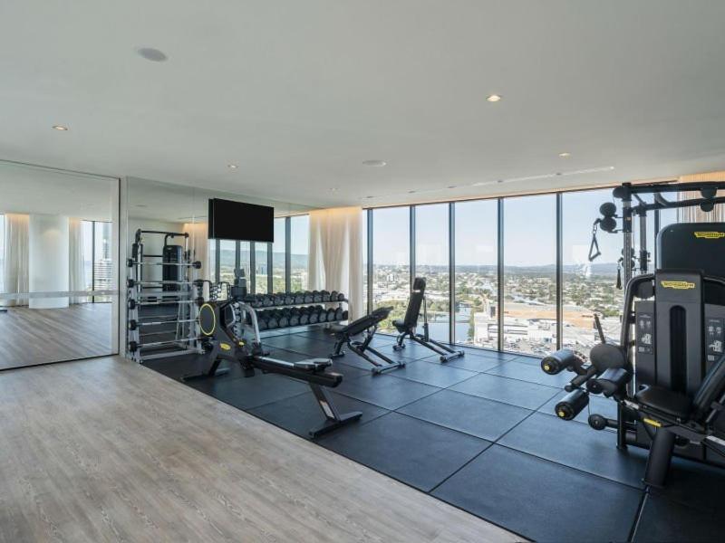 Luxury Casino Apartment in Broadbeach Island