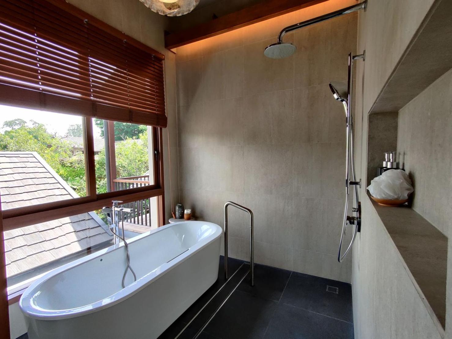 Rarin Villas
