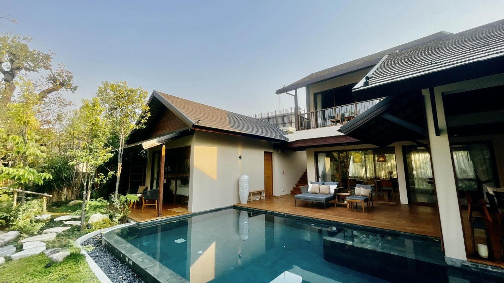 Rarin Villas
