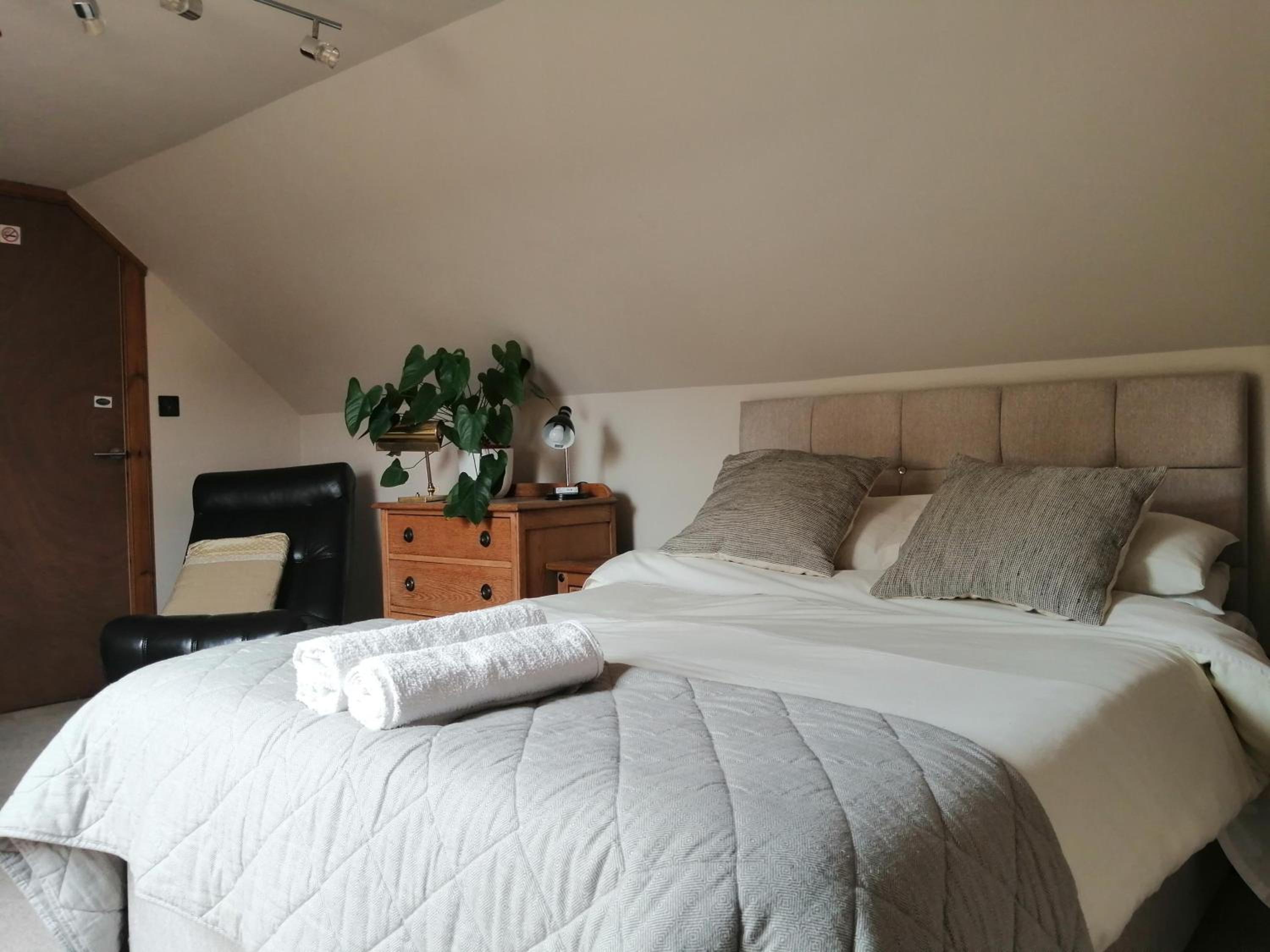 Nest Holiday Home Central Callander, Trossachs Self-catering view 2