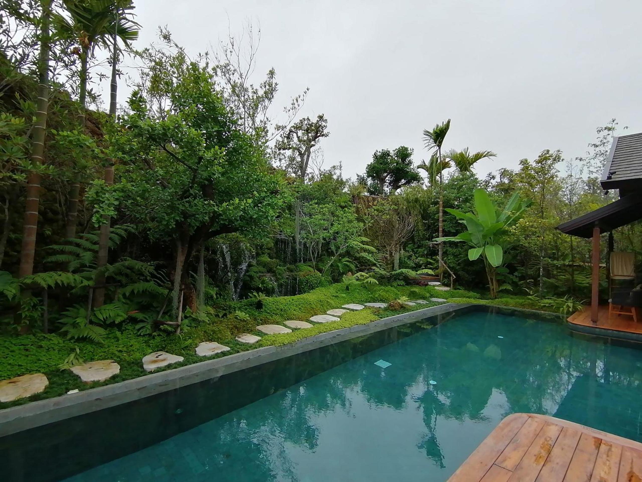 Rarin Villas