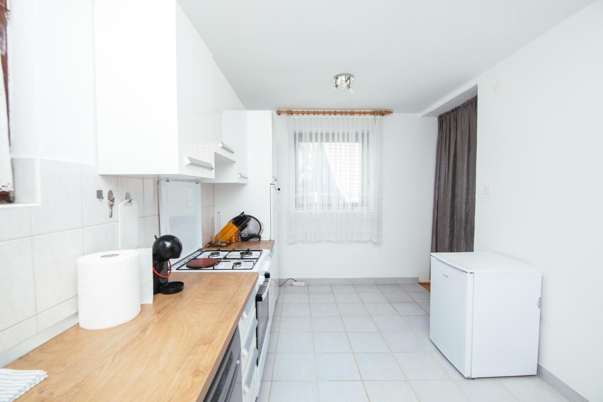 Weeksa Vacation Home