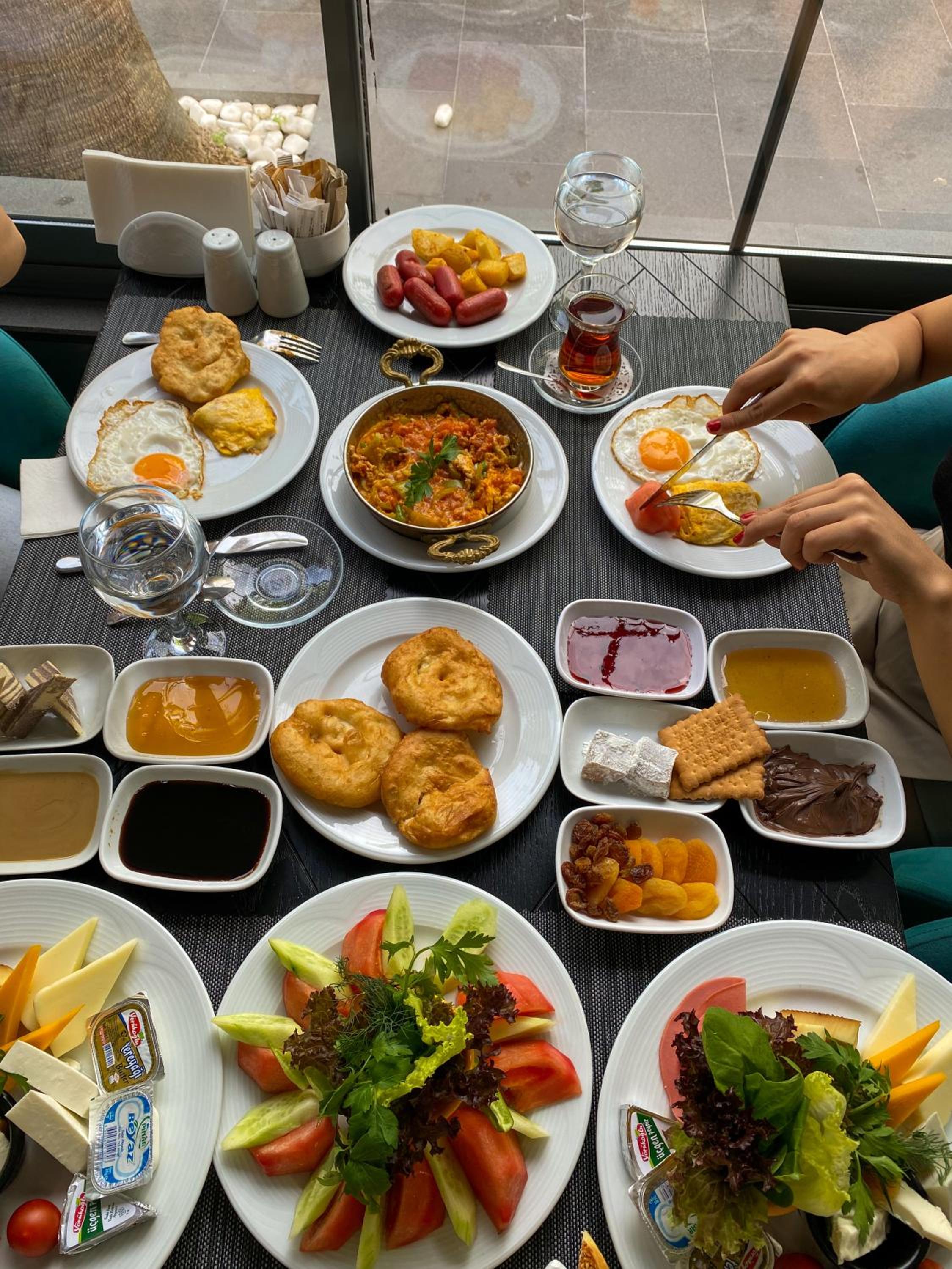 Falcon 1511 - Image 31