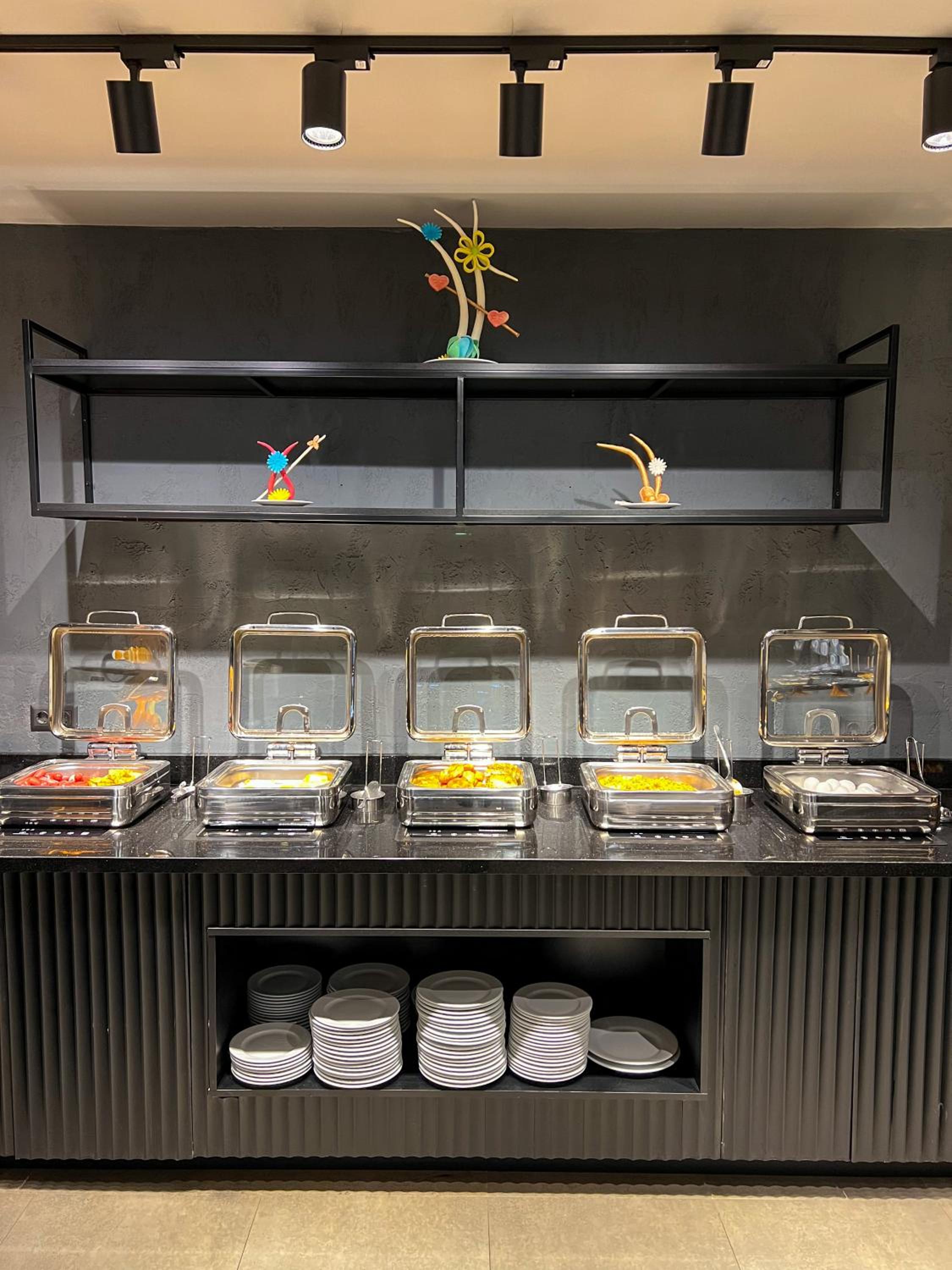 Falcon 1511 - Image 41