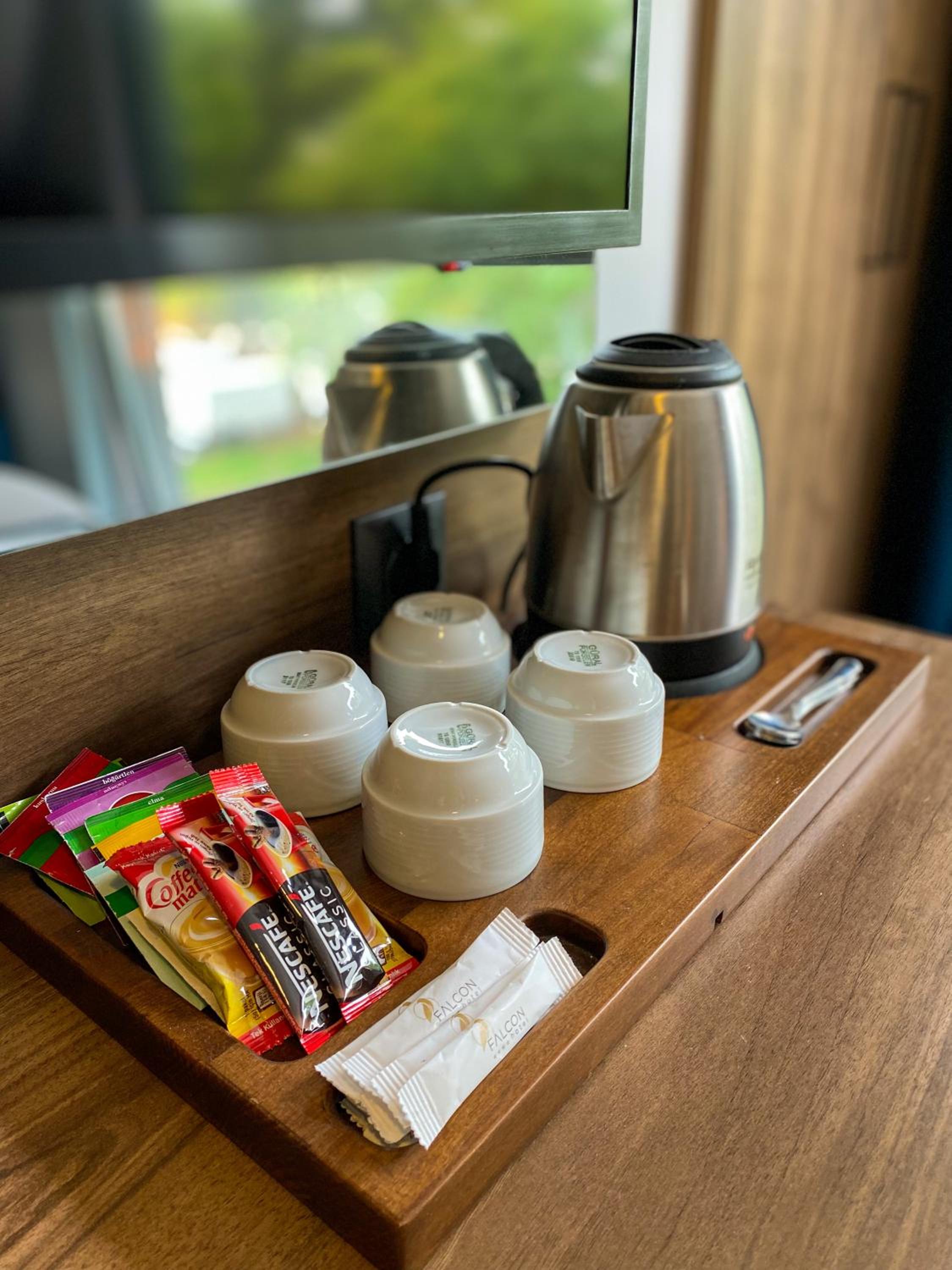 Falcon 1511 - Image 18