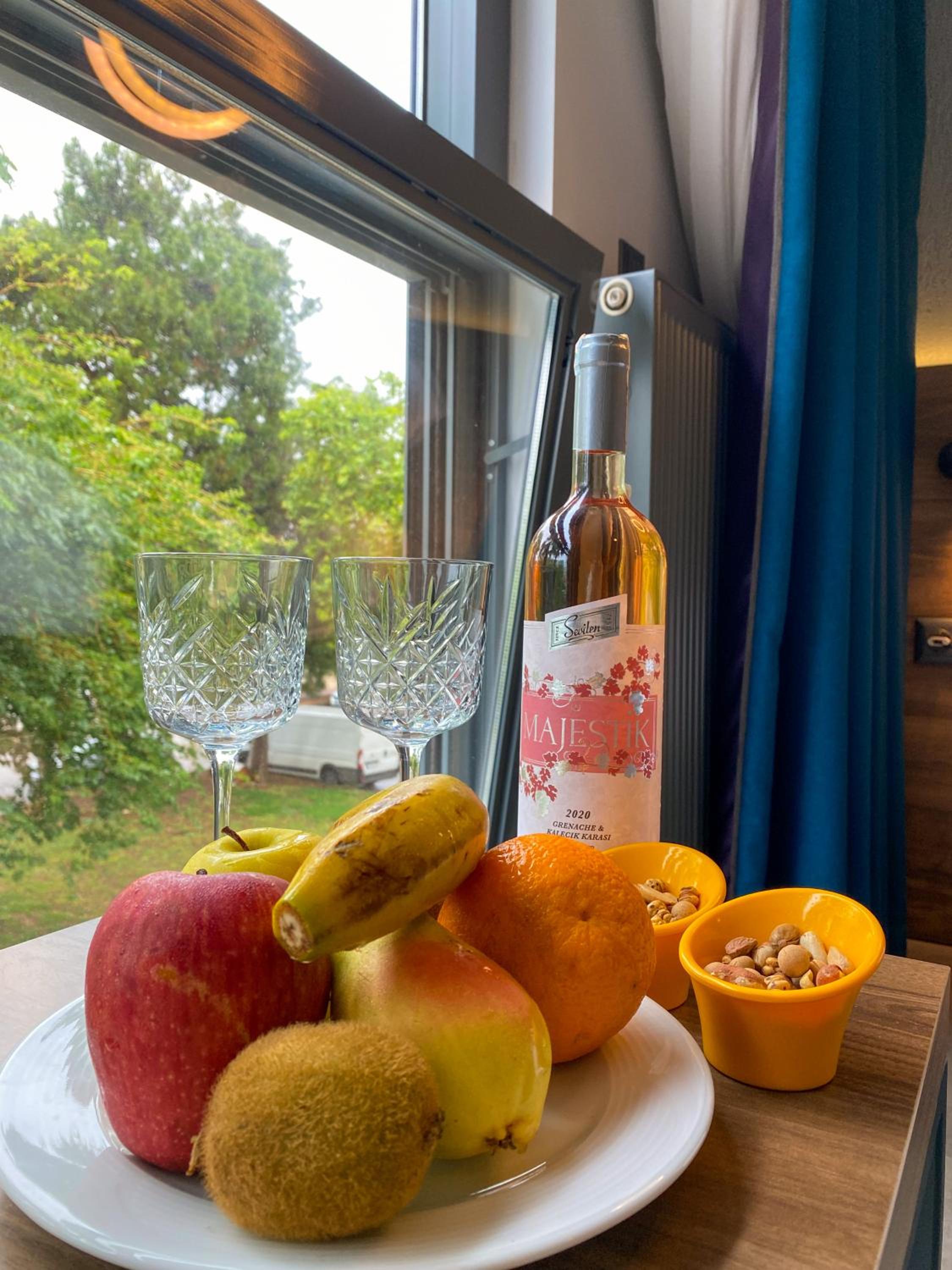 Falcon 1511 - Image 19