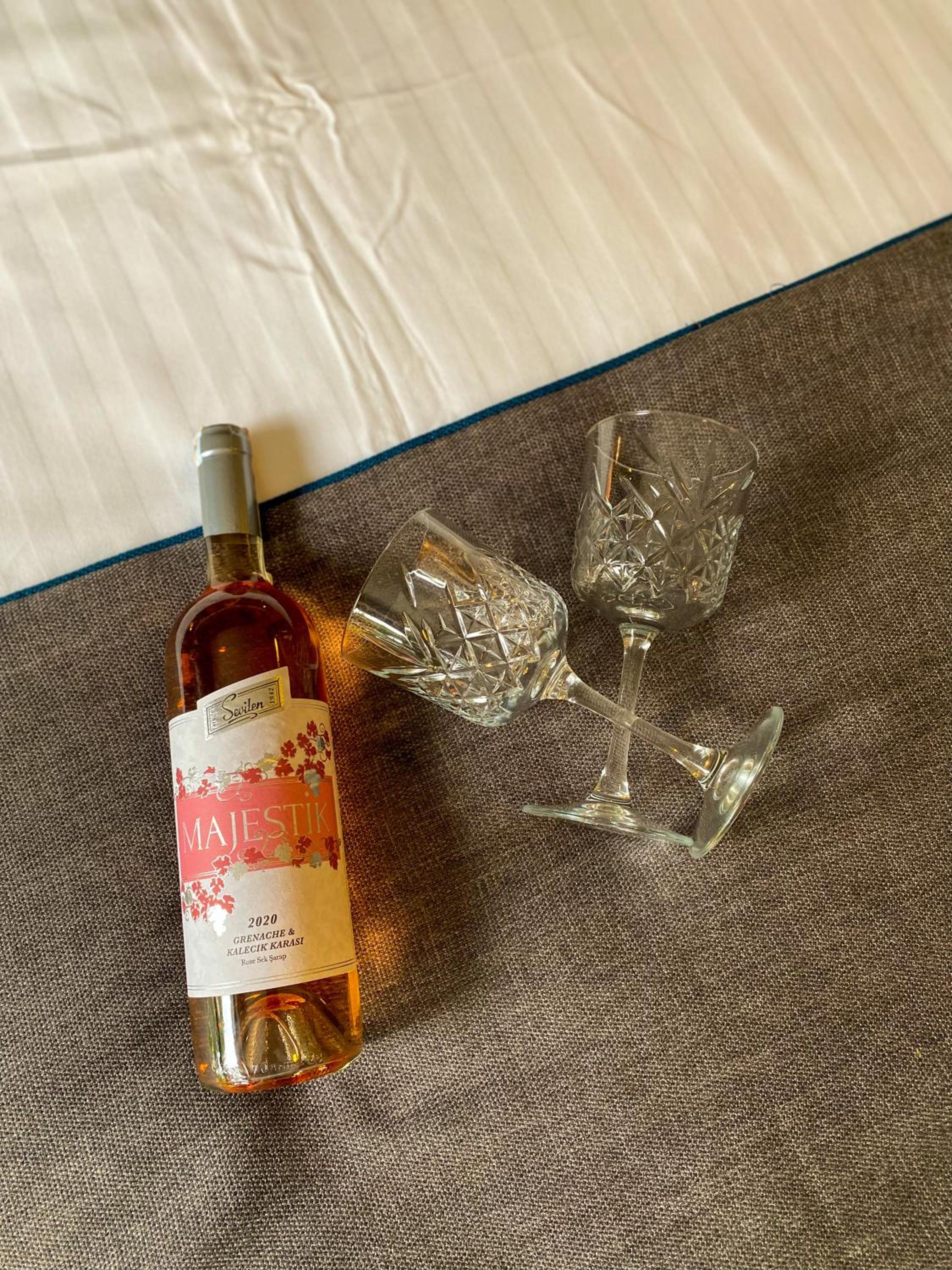 Falcon 1511 - Image 33