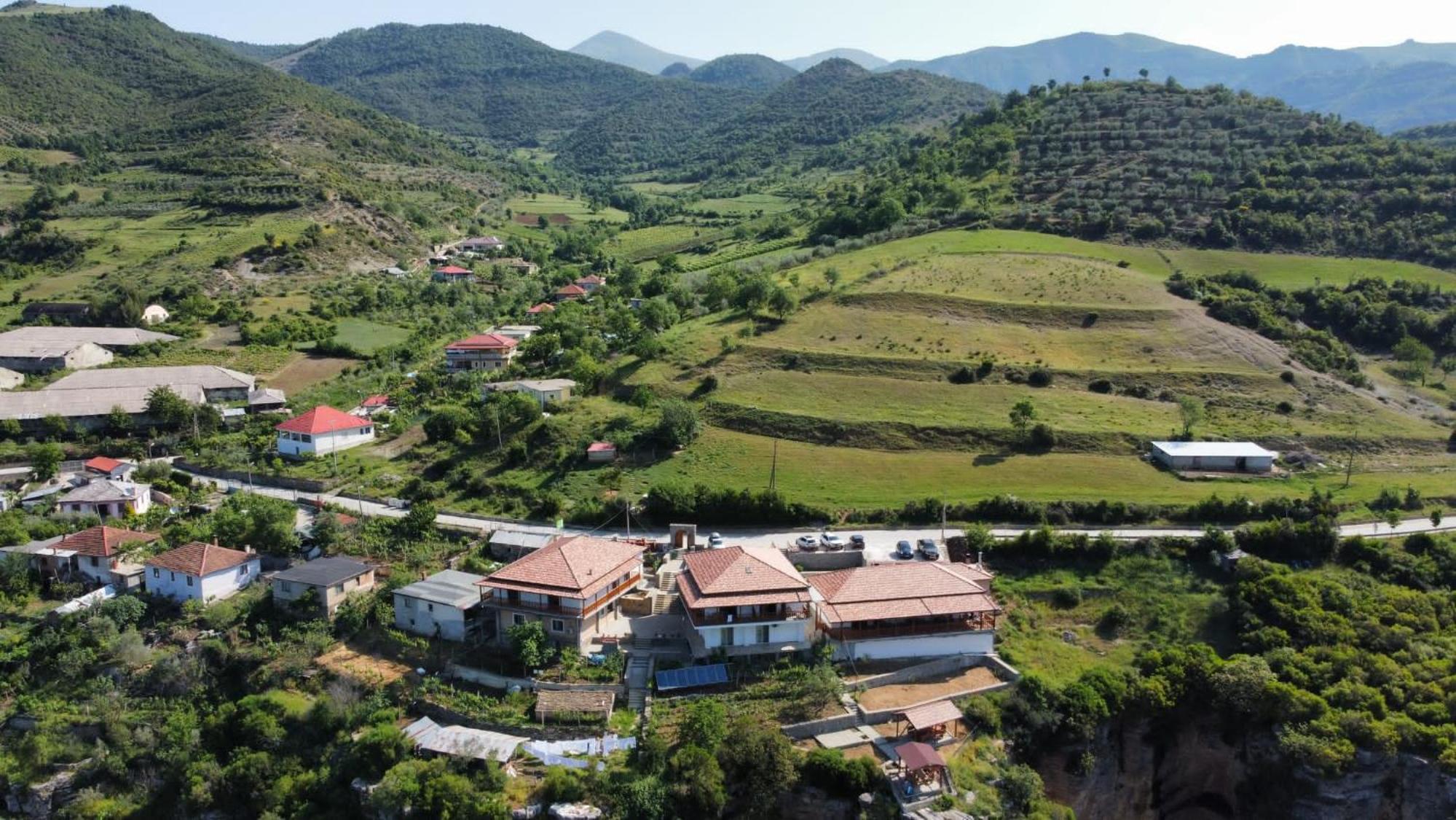 Guest House Bracaj