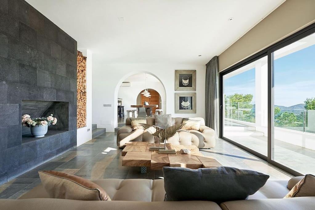 Villa Larosa with seaview in Es Cubells Ibiza