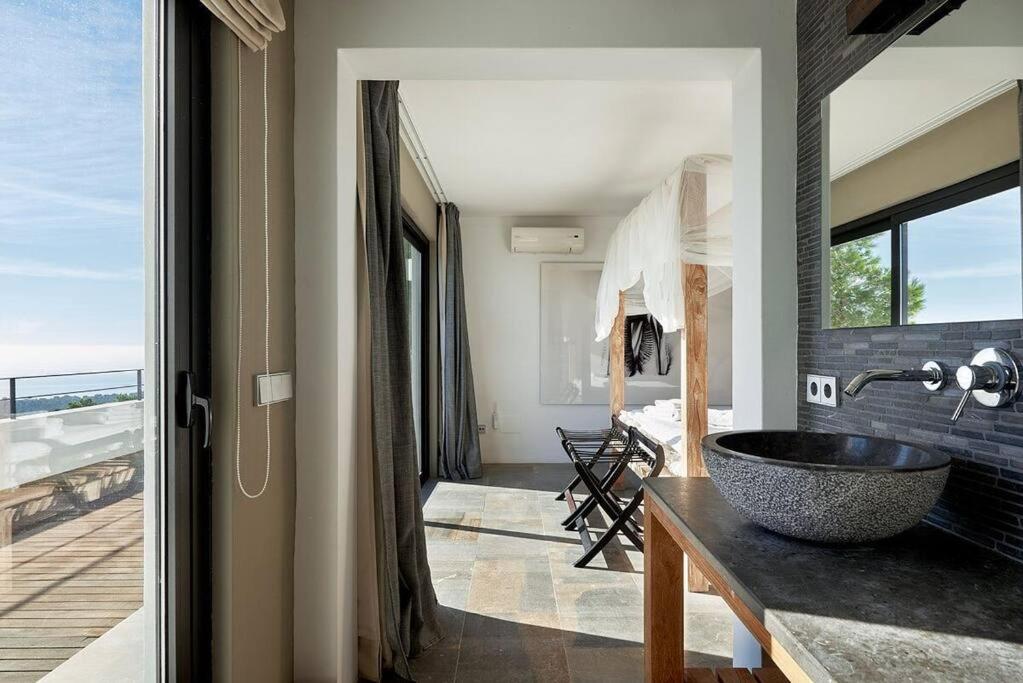 Villa Larosa with seaview in Es Cubells Ibiza