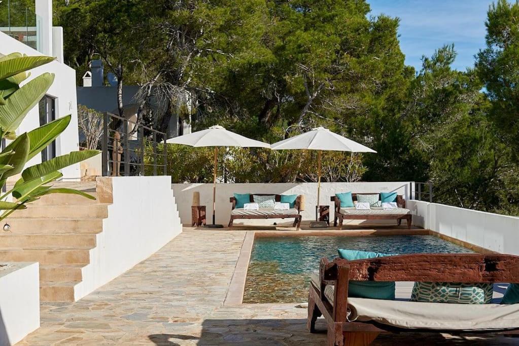 Villa Larosa with seaview in Es Cubells Ibiza