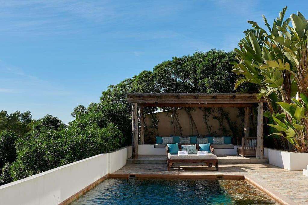 Villa Larosa with seaview in Es Cubells Ibiza
