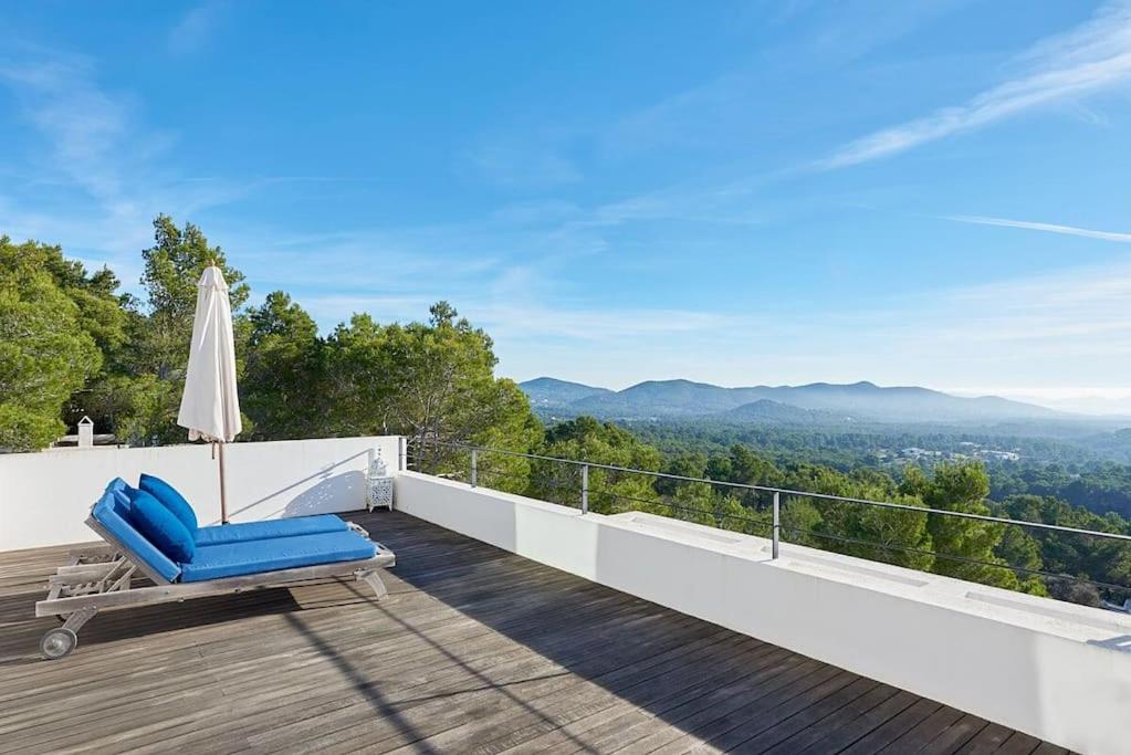 Villa Larosa with seaview in Es Cubells Ibiza