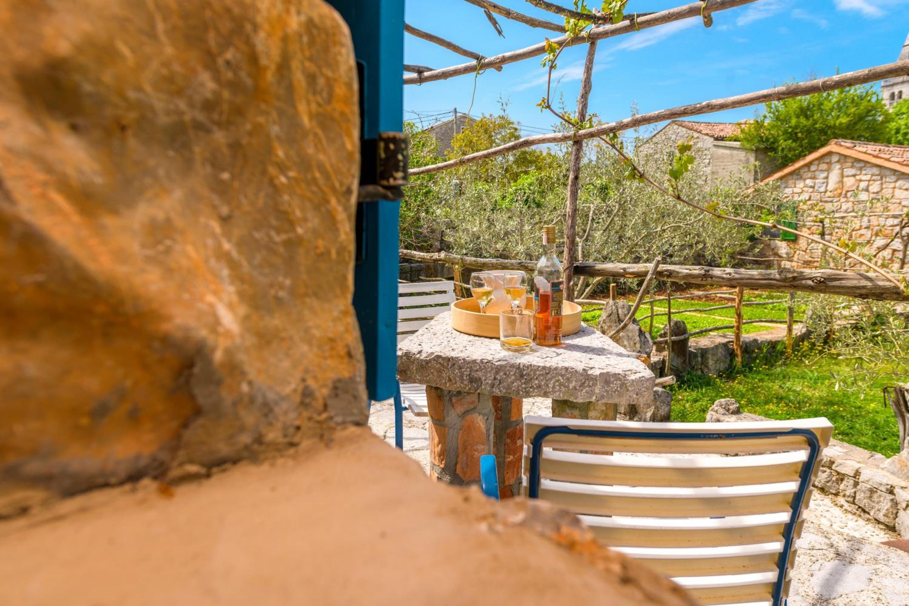 Betlehem & Nazaret cottage on Krk island view 3