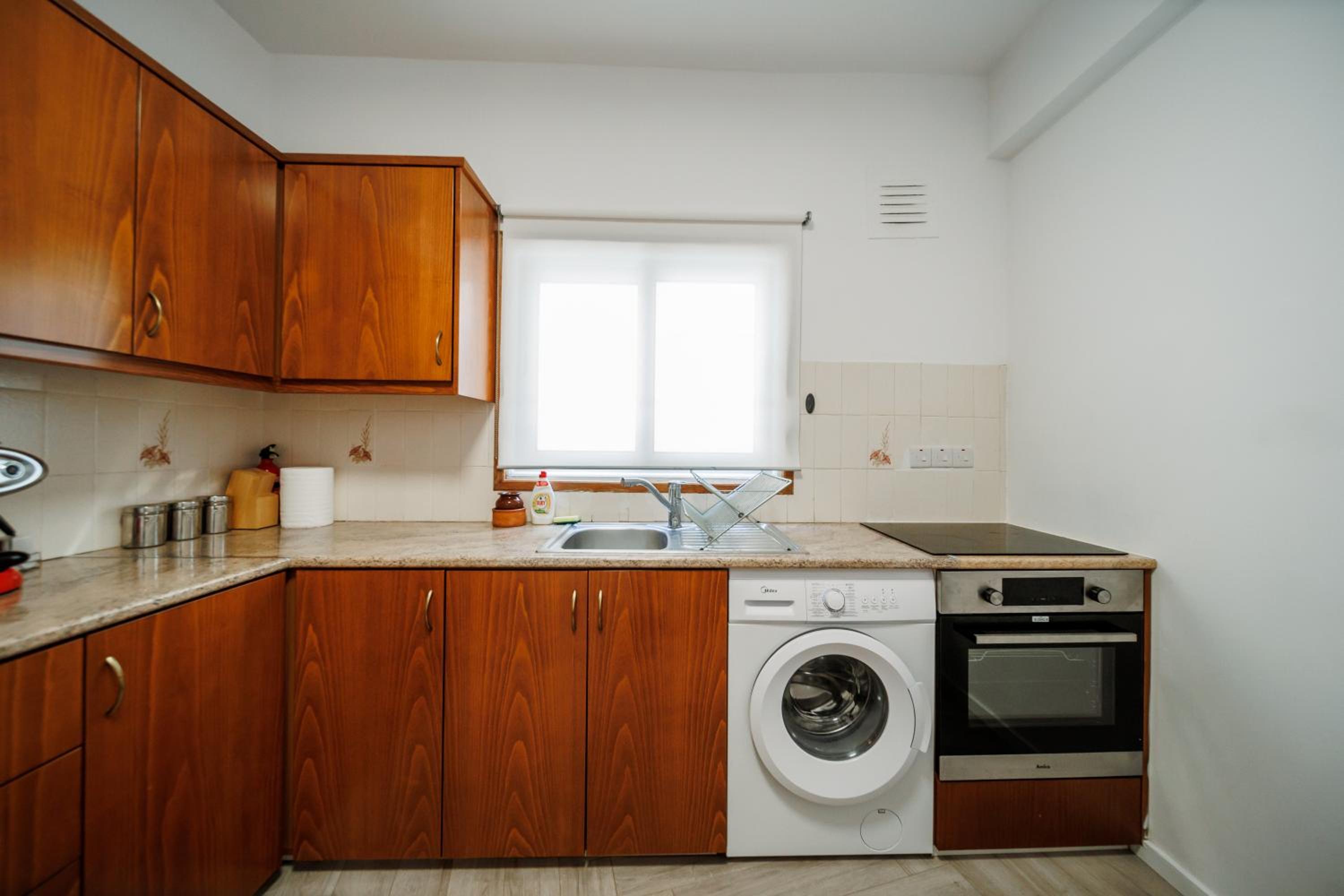 Sea View City Centre 3bed Apartment