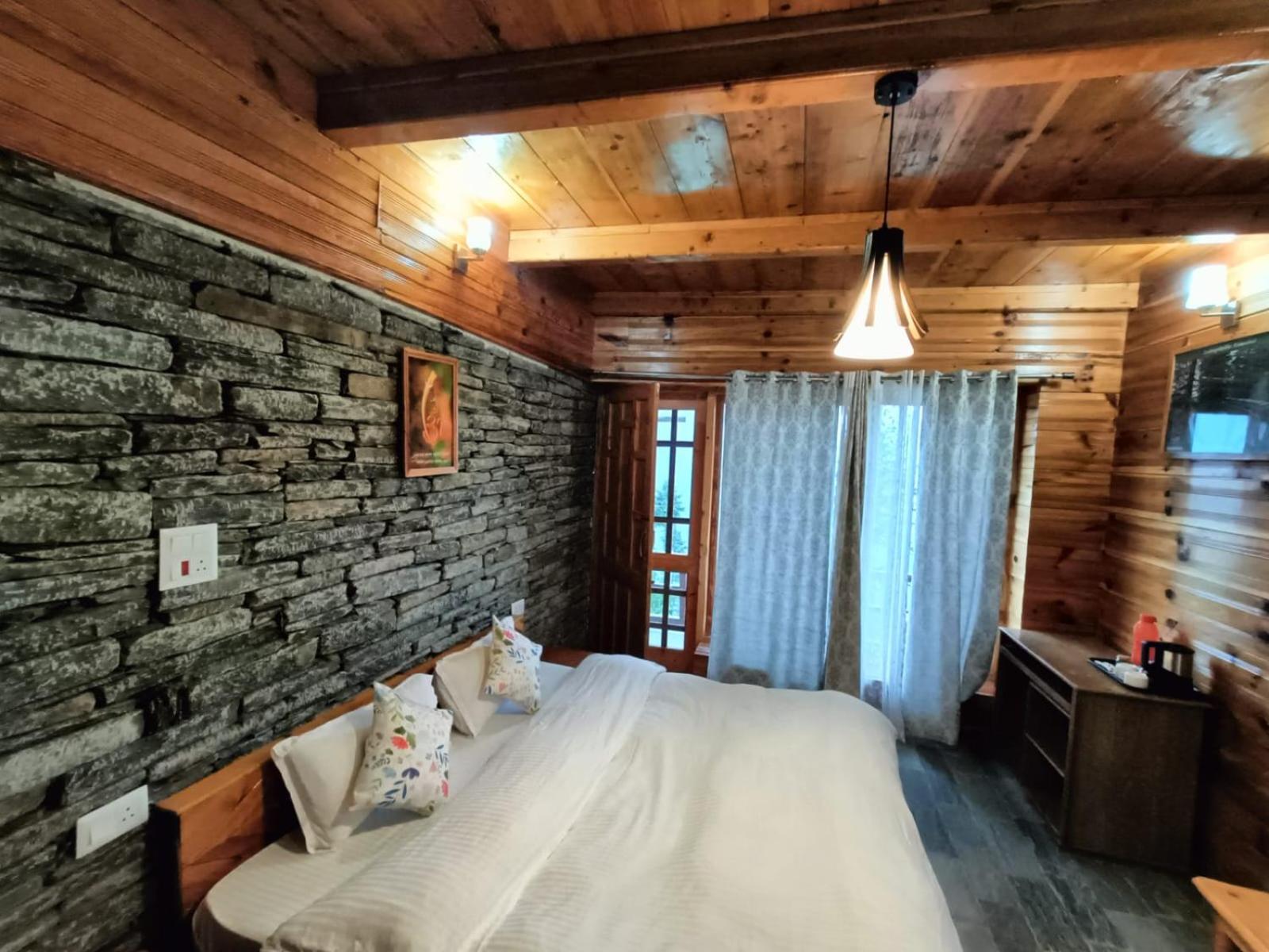Ishan Log Huts-A boutique home stay