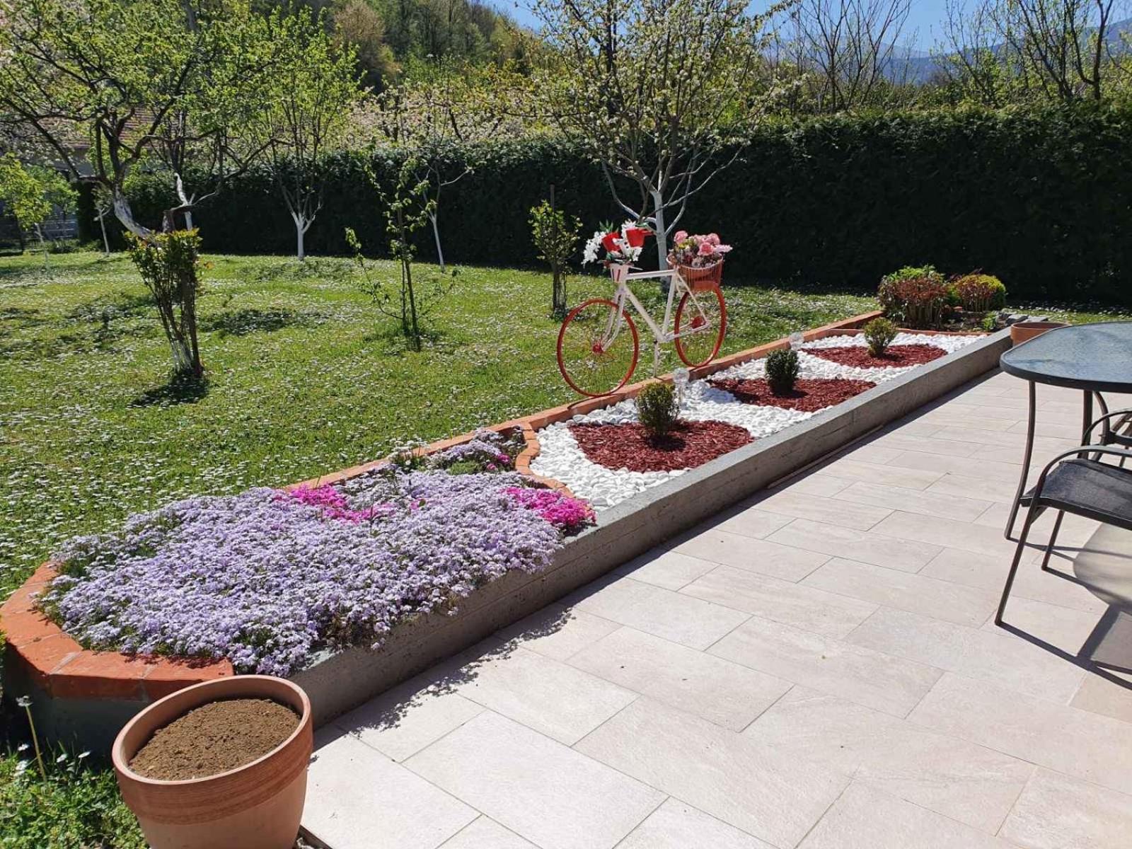 Home Eden Dobrenica
