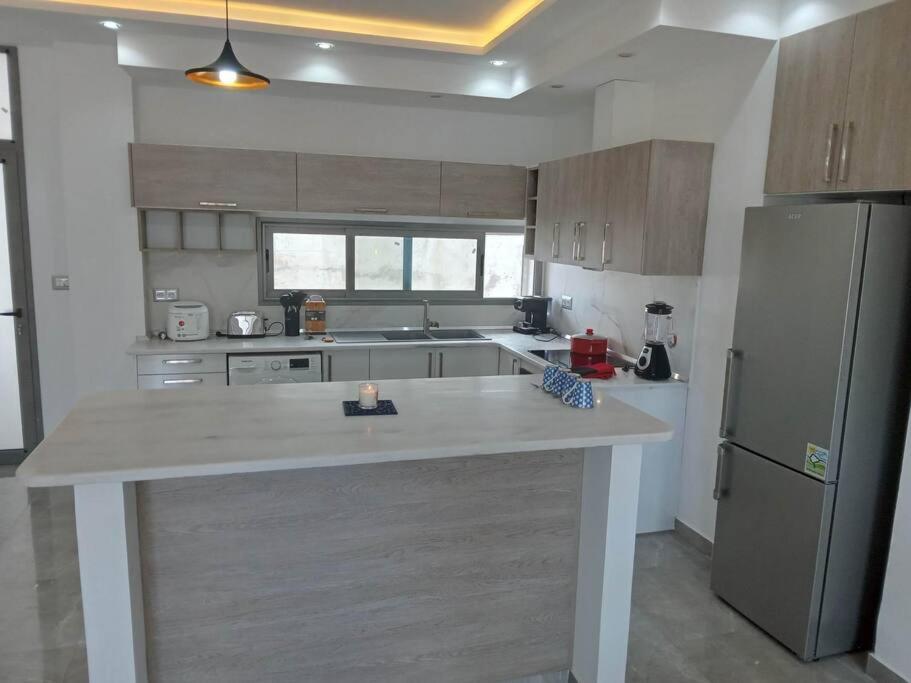 Ezzahra Beach Luxury Apartment