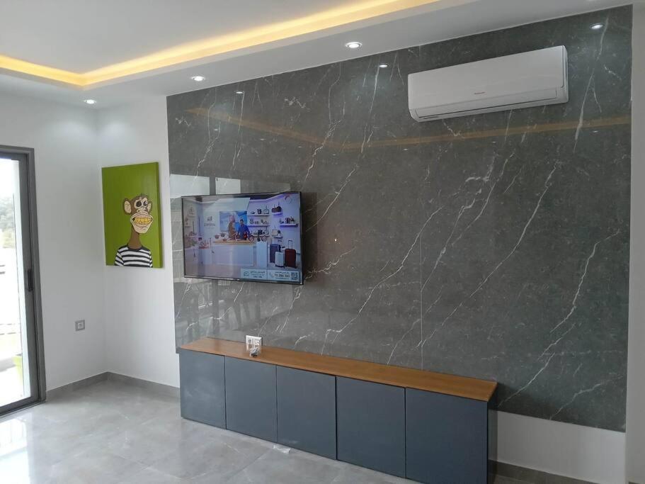 Ezzahra Beach Luxury Apartment