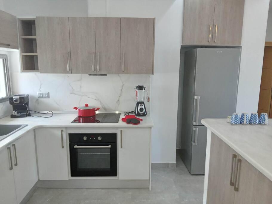 Ezzahra Beach Luxury Apartment