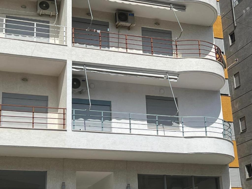 Mango Beach Apartment in Sarandë