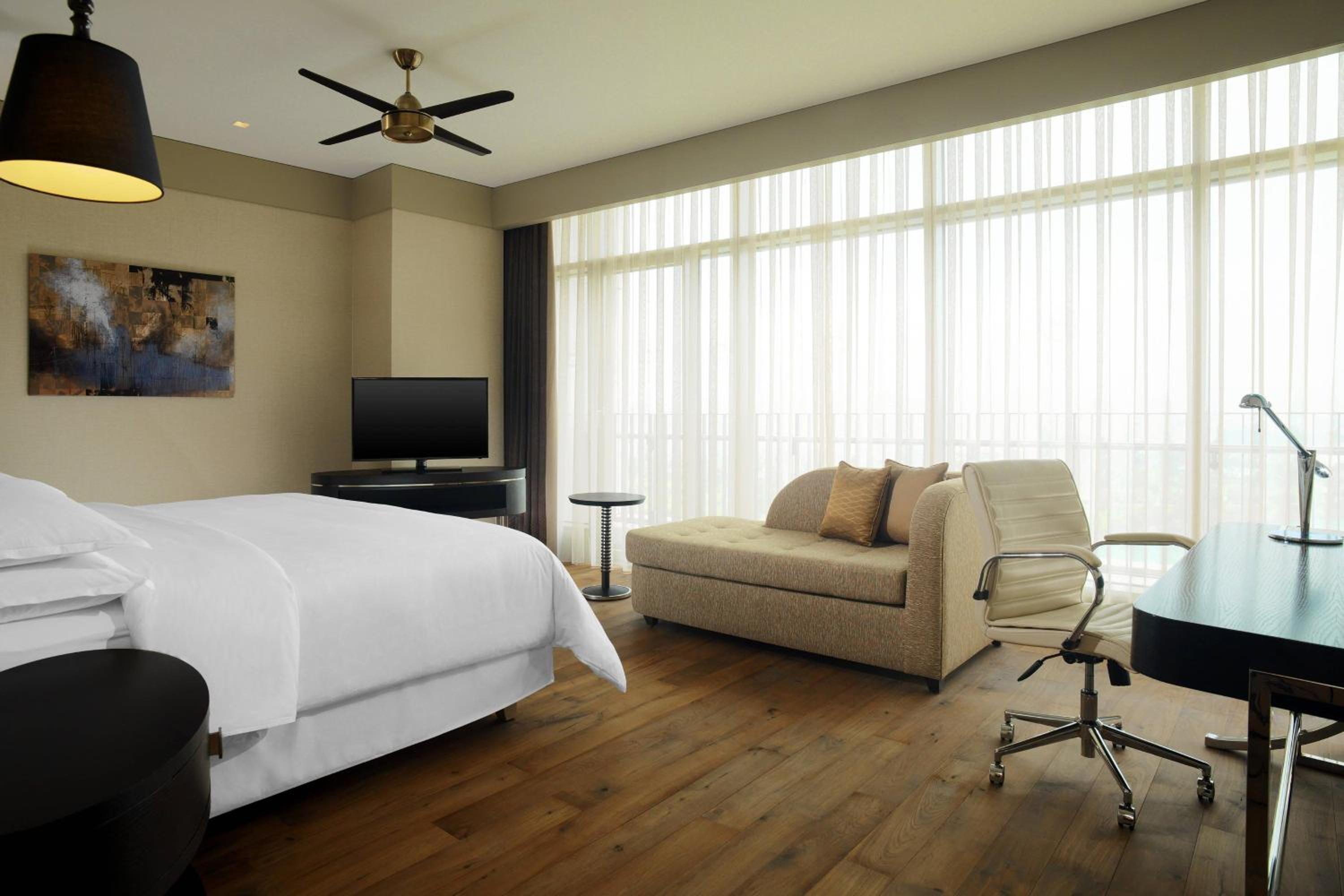 Sheraton Grand Adana - Image 38