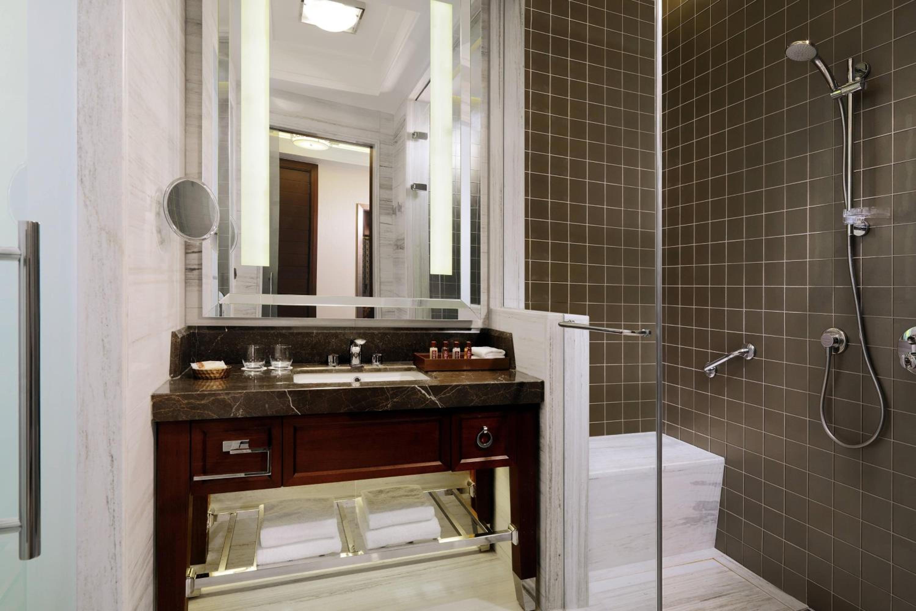Sheraton Grand Adana - Image 40