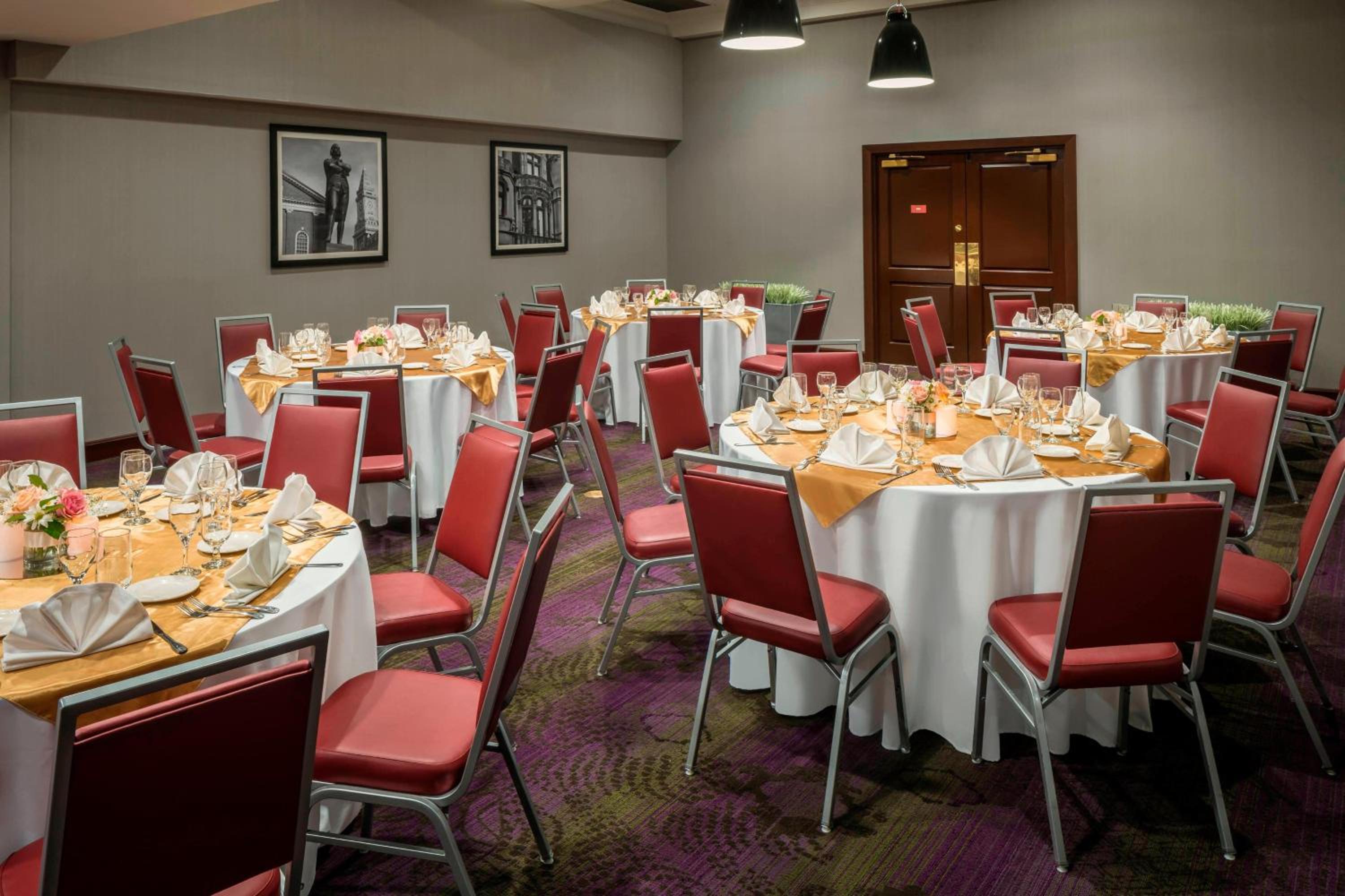Four Points by Sheraton Boston Logan Airport Revere - Property Image 19