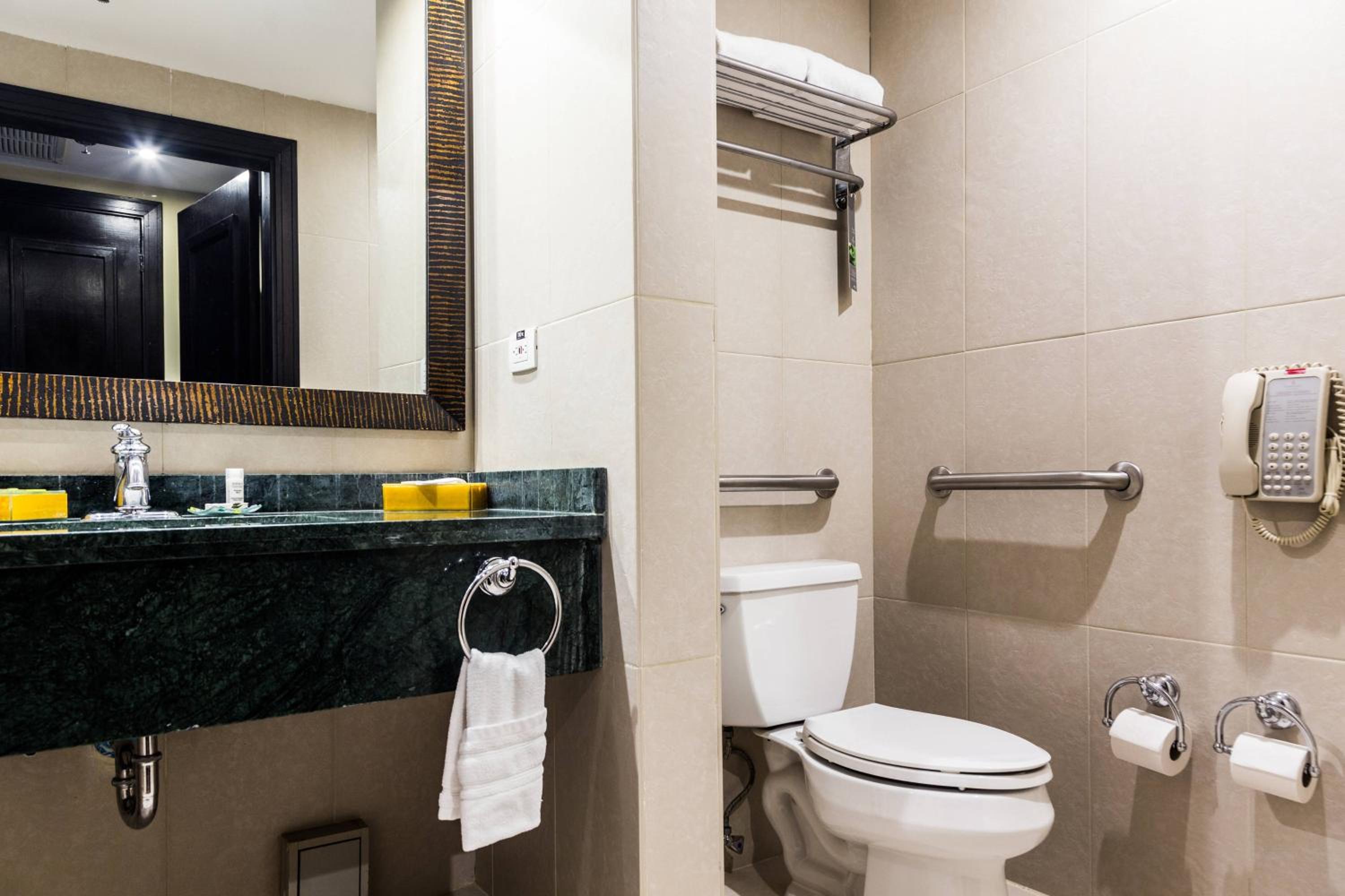 Caracas Vacations - Renaissance Caracas La Castellana Hotel - Property Image 48