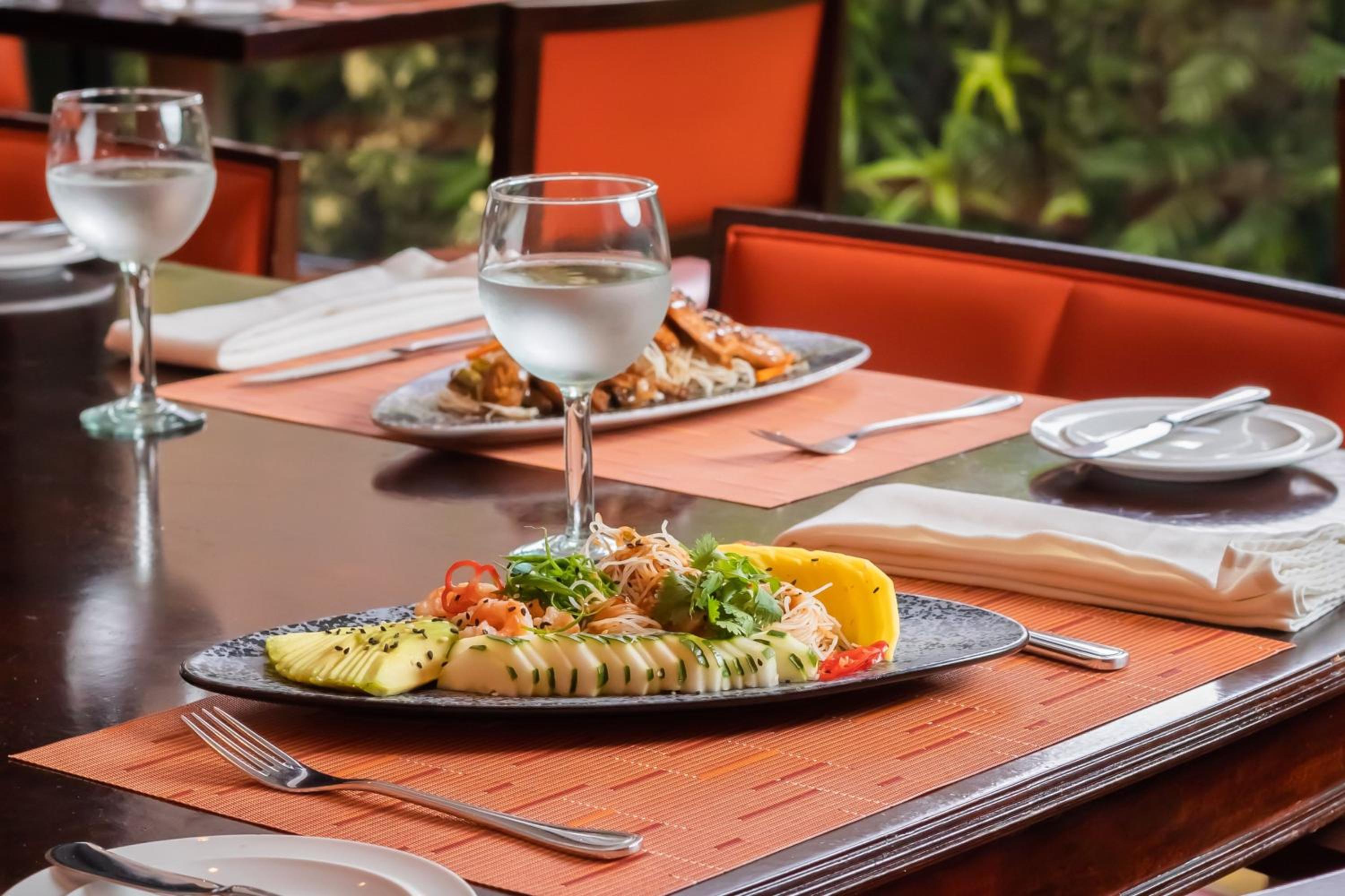 Caracas Vacations - Renaissance Caracas La Castellana Hotel - Property Image 1