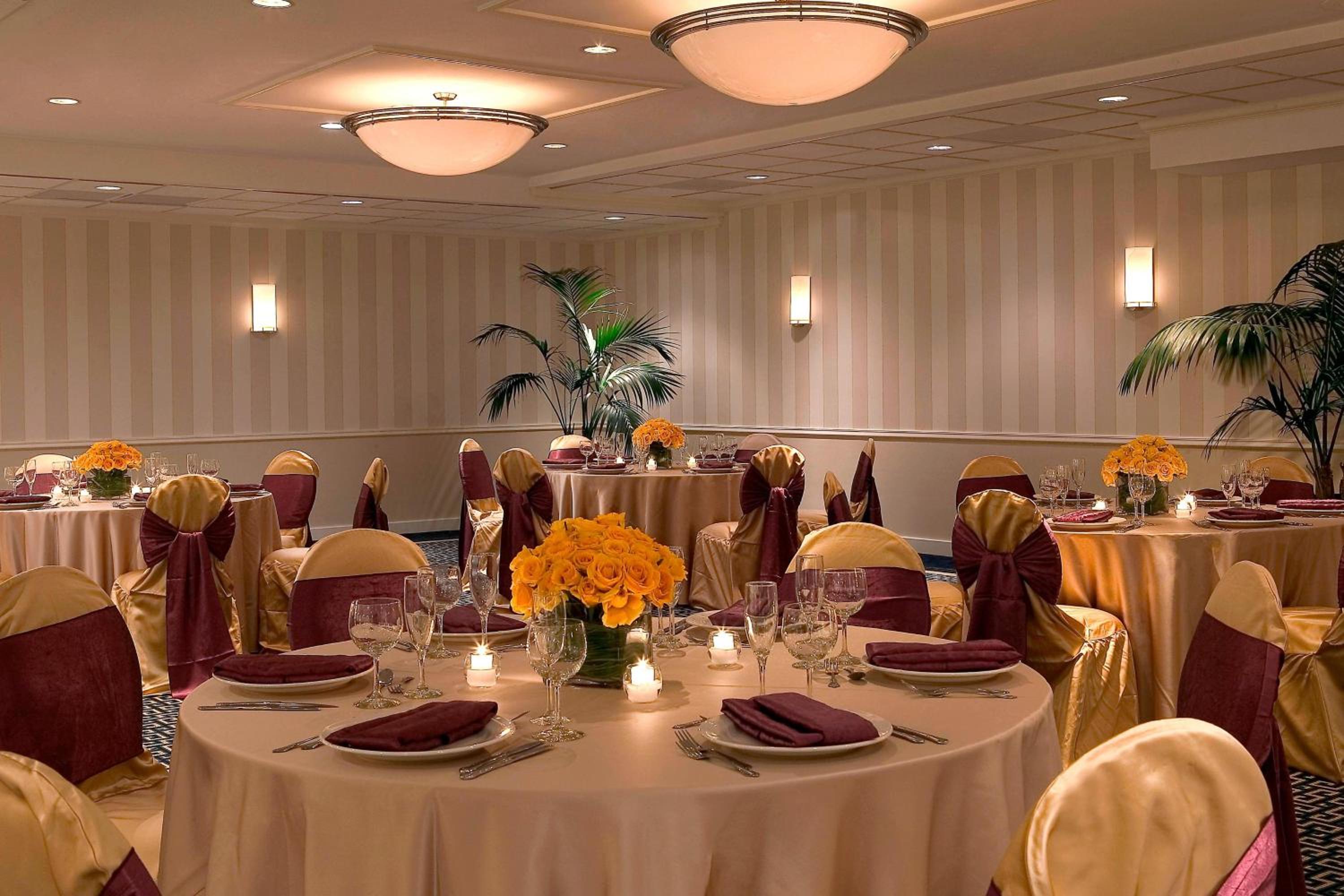 Four Points by Sheraton Wakefield Boston Hotel Conference Center - Property Image 6